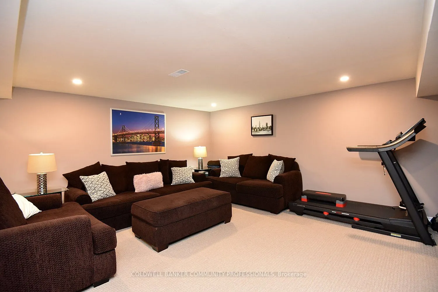 210 Claudette Gate