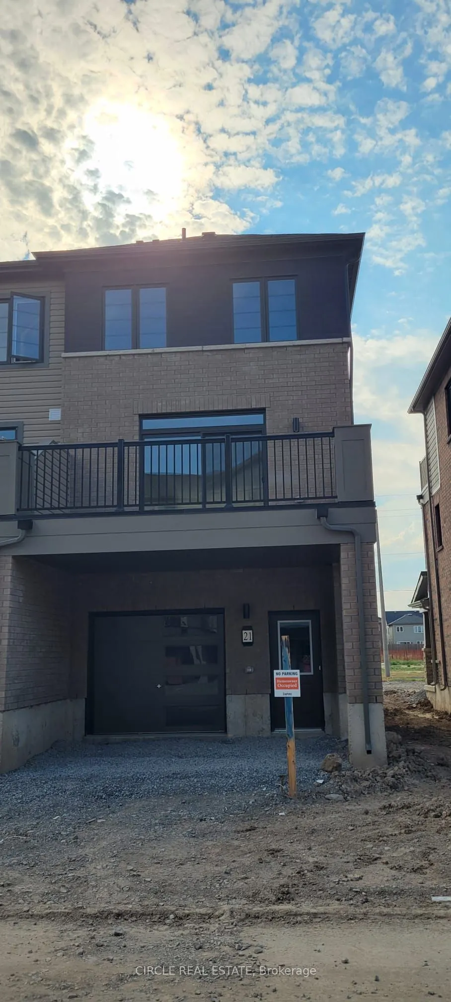 21 Lilac Lane