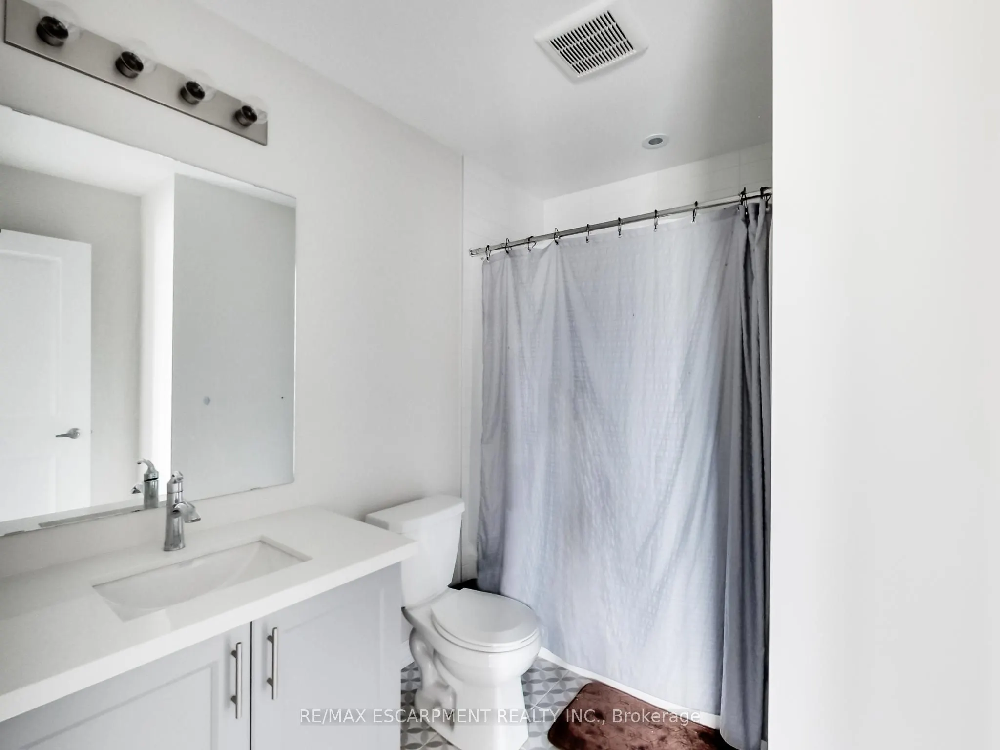 19 PICARDY Drive, #23