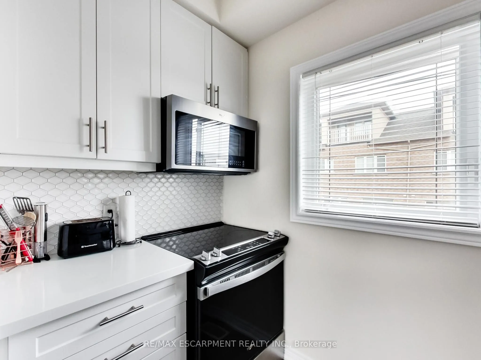19 PICARDY Drive, #23