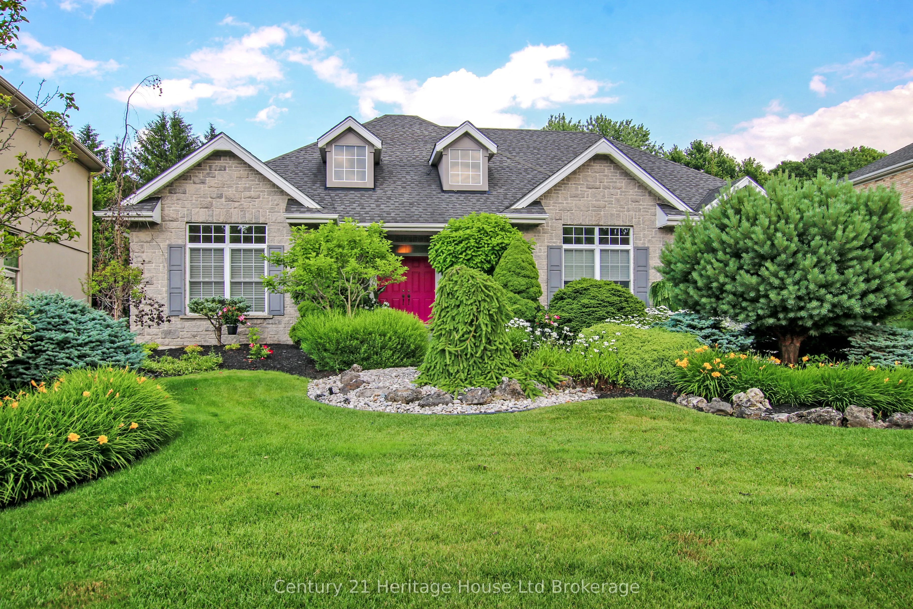 596 Lakeview Drive