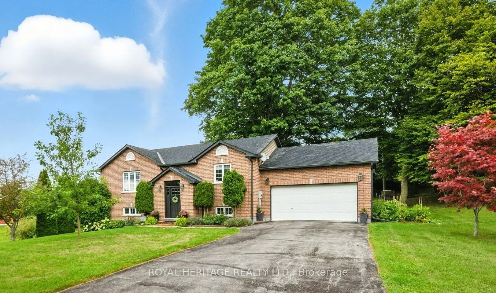 115 St Marys Court N