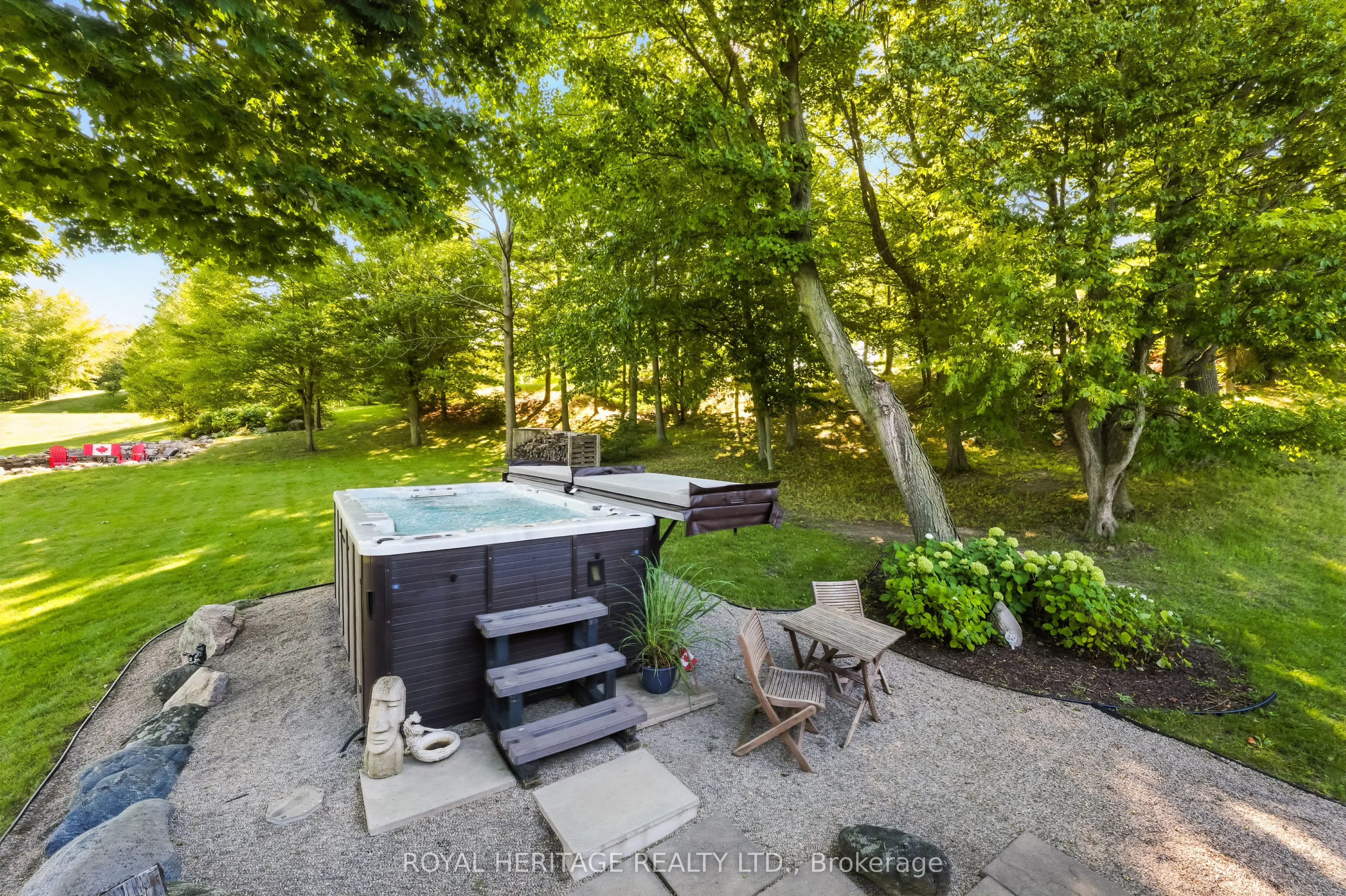 115 St Marys Court N
