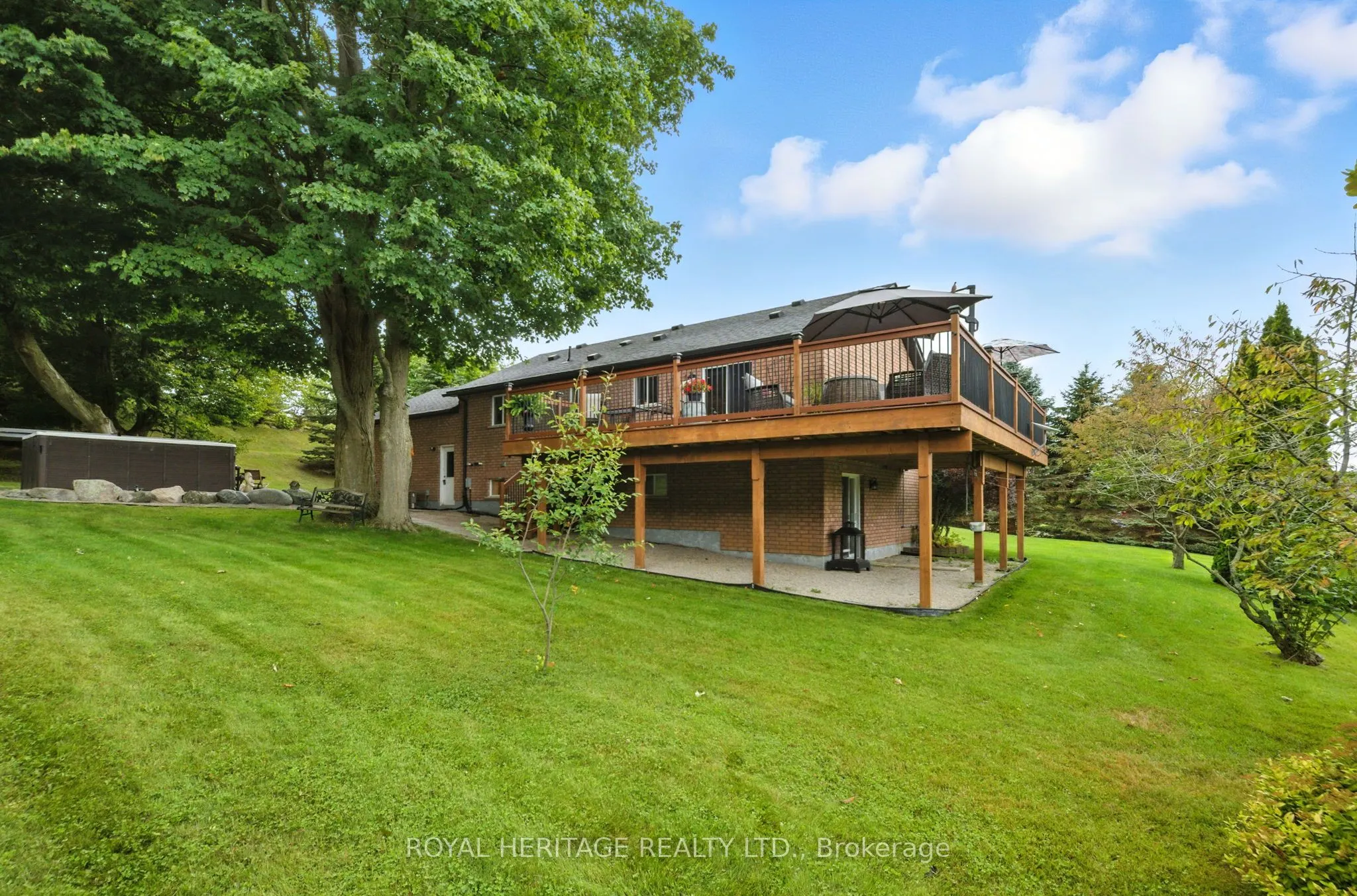 115 St Marys Court N