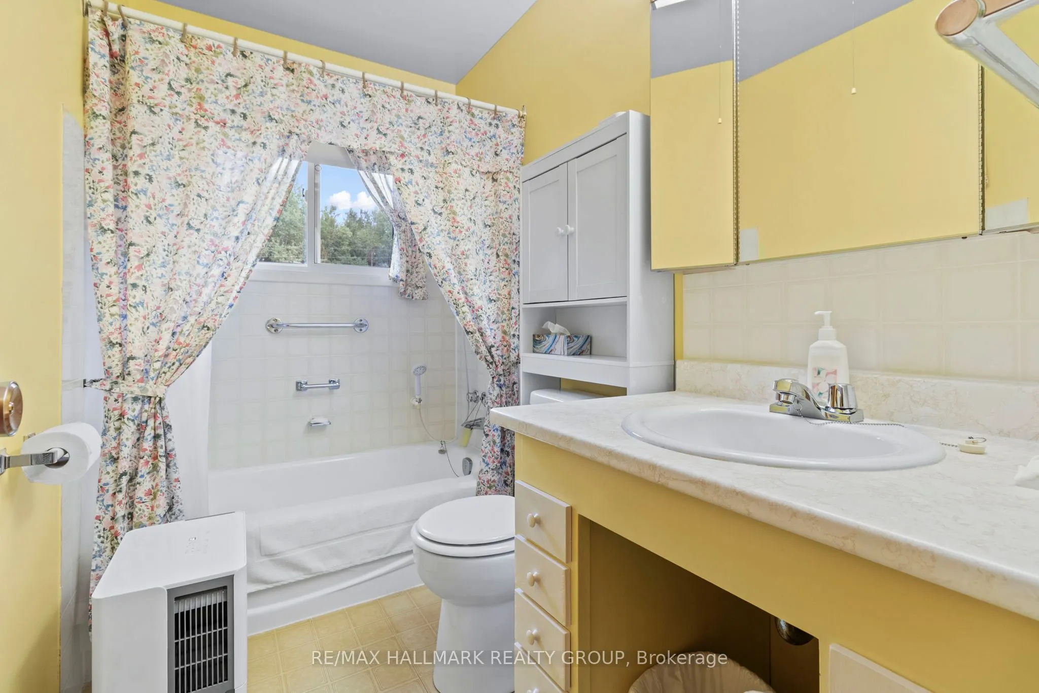 5542 Algonquin Road