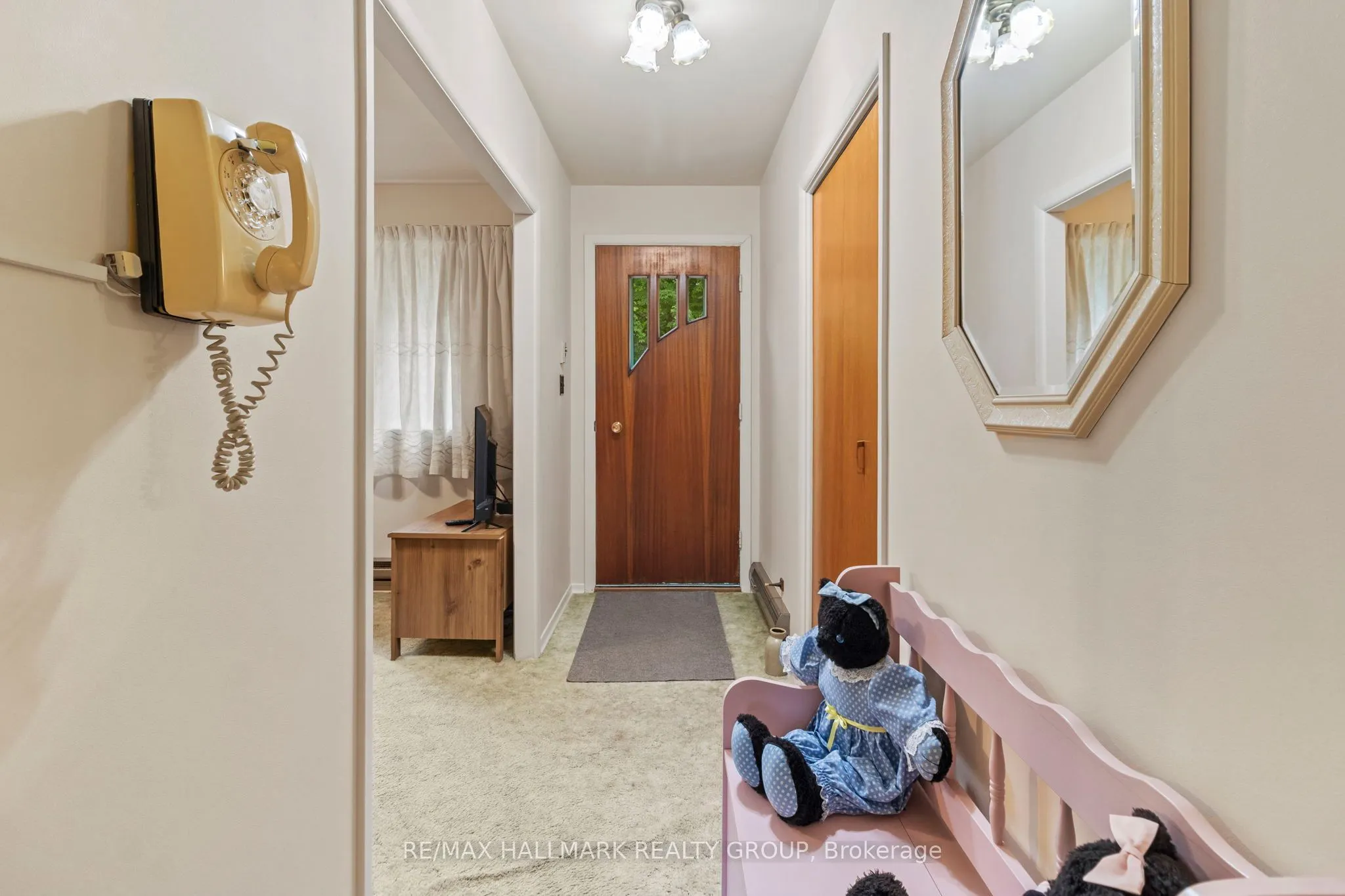 5542 Algonquin Road