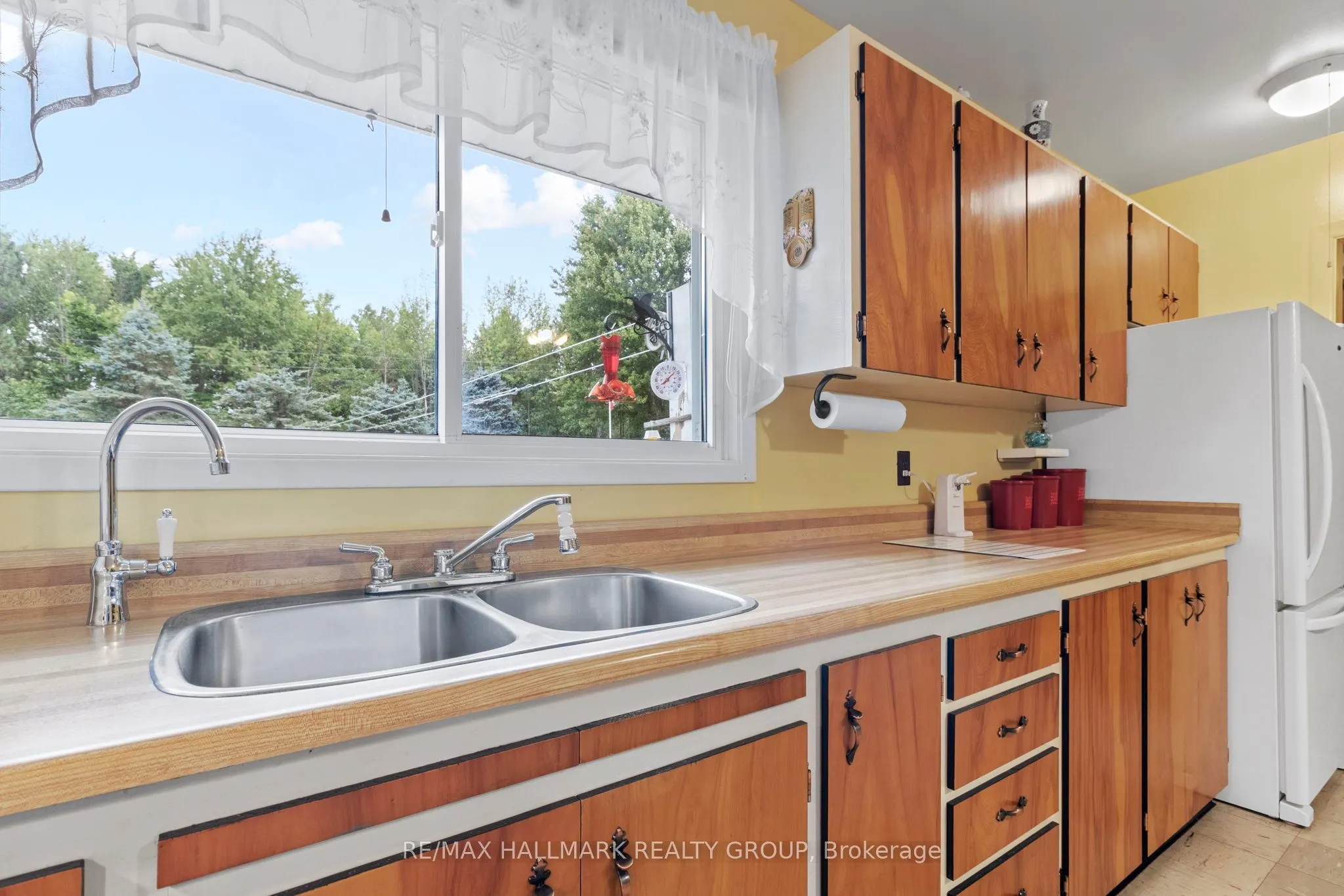 5542 Algonquin Road