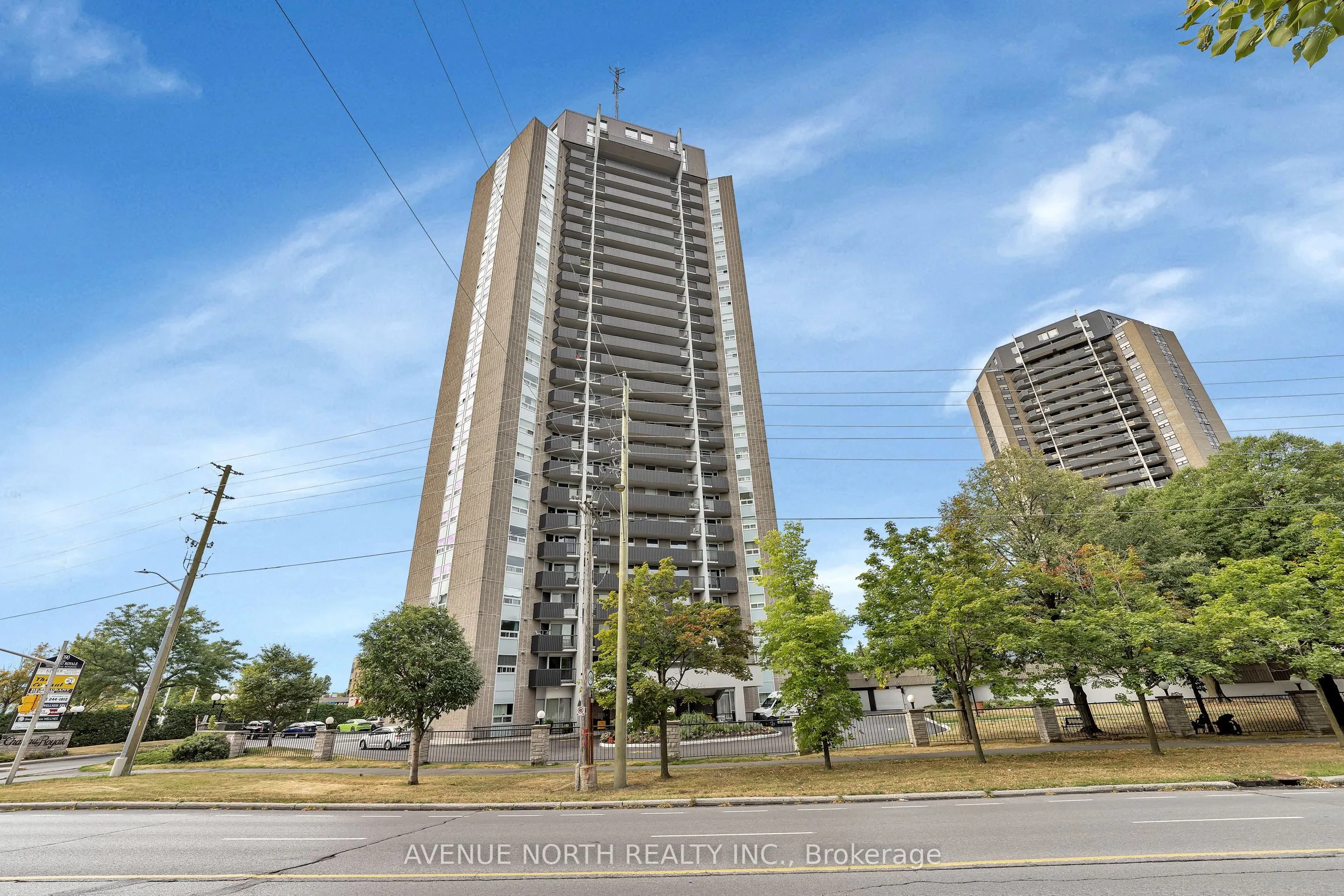 1380 Prince Of Wales Drive, #808