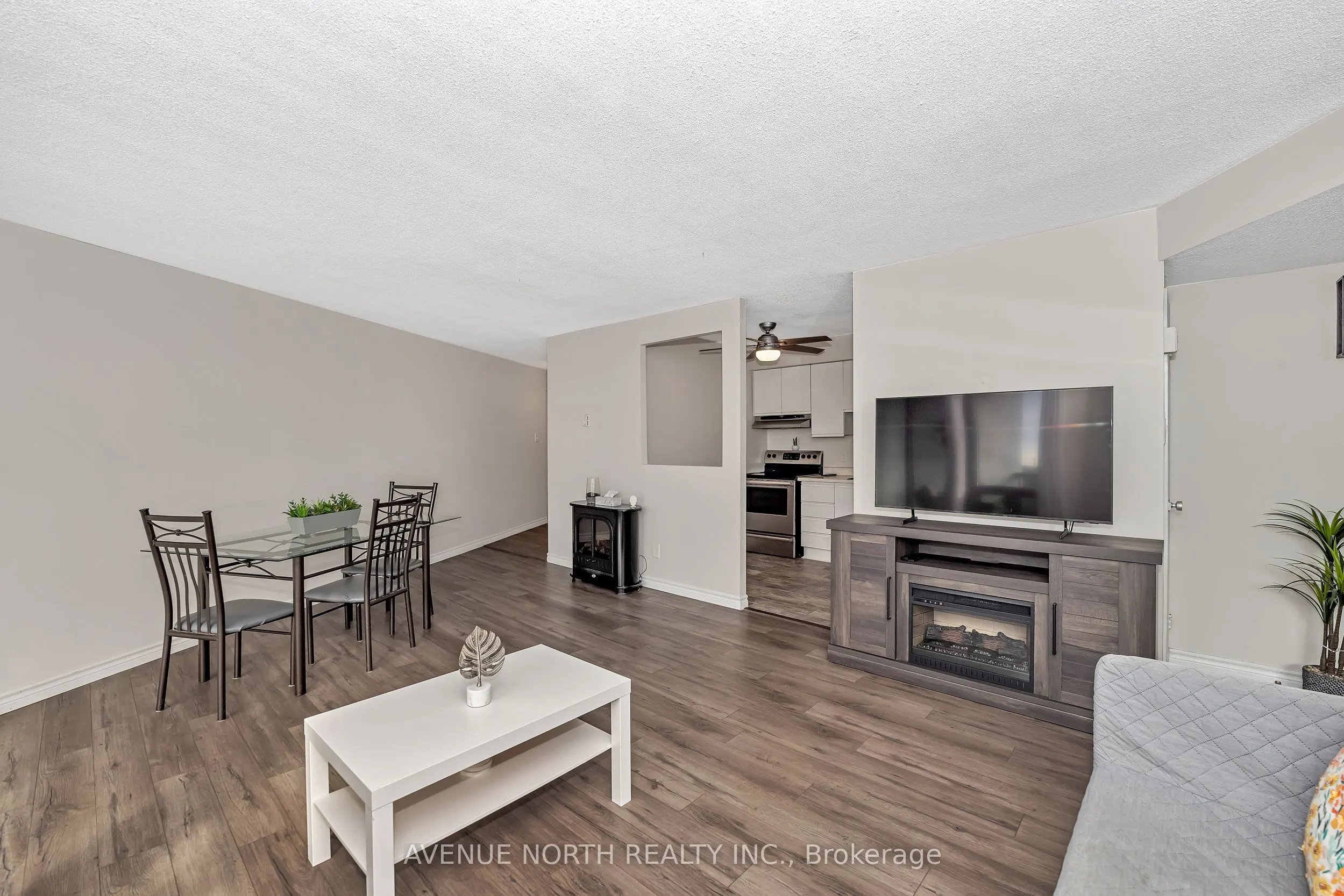 1380 Prince Of Wales Drive, #808