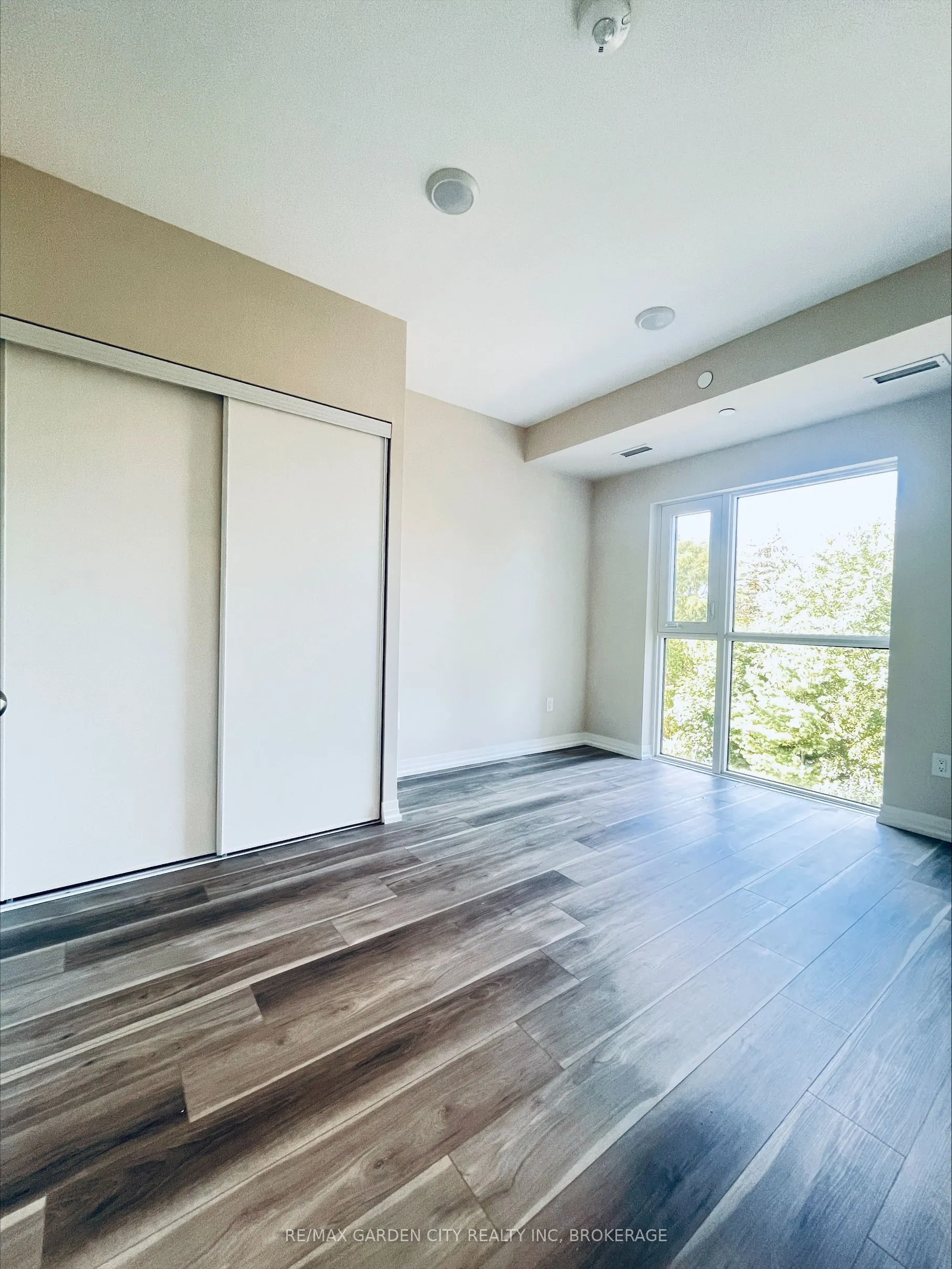 50 Herrick Avenue, #334