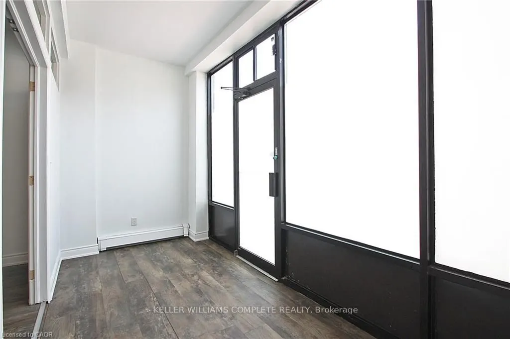 590 Main Street E, #4