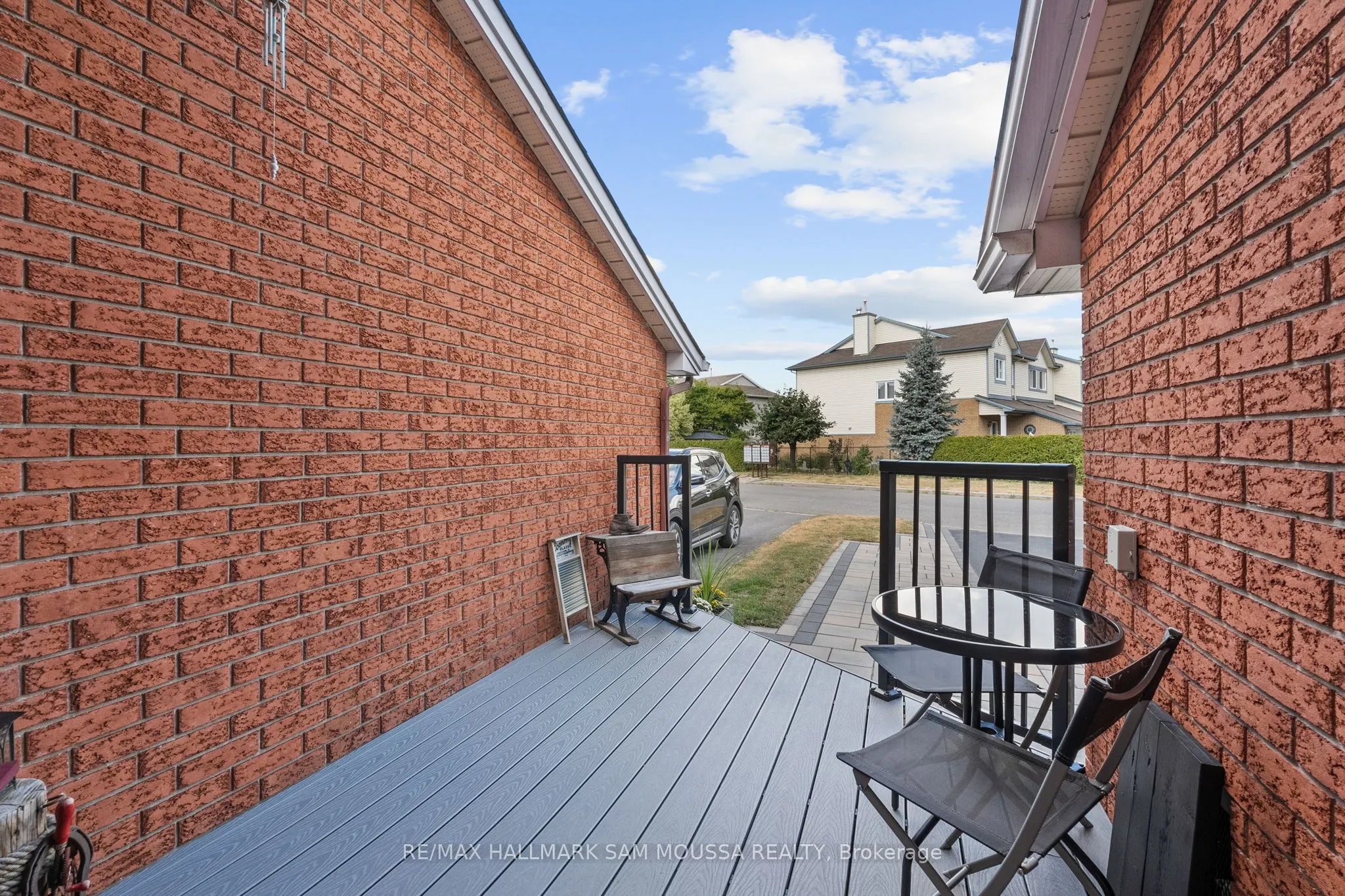 763 Hancock Crescent