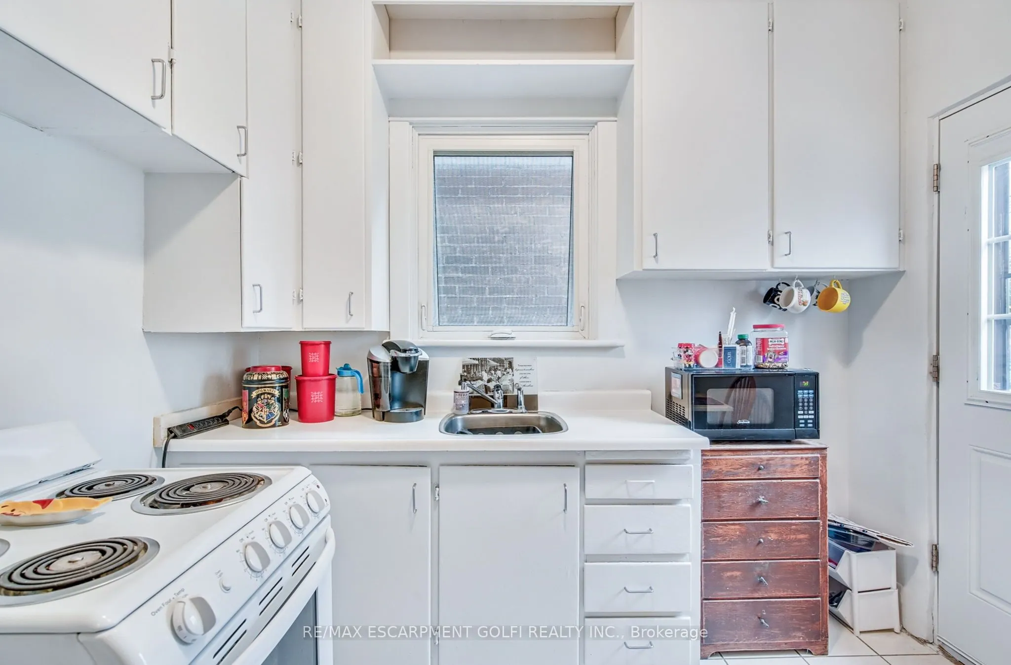 93 EAST 23RD Street
