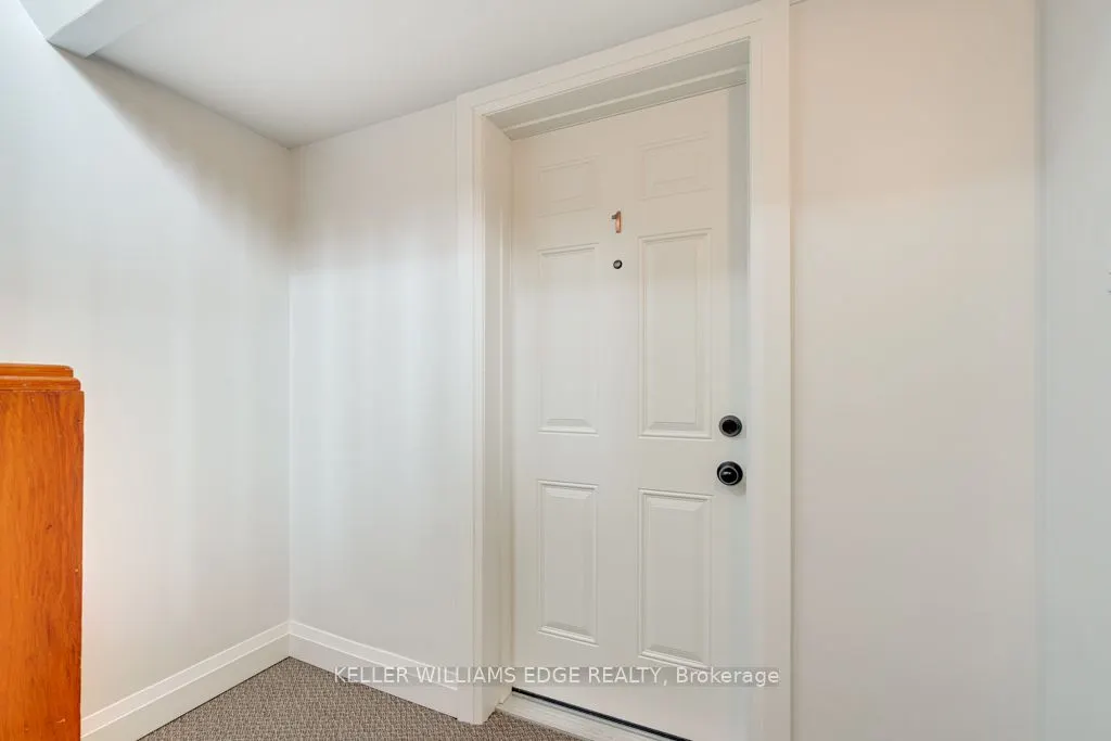225 Bruce Street, #1