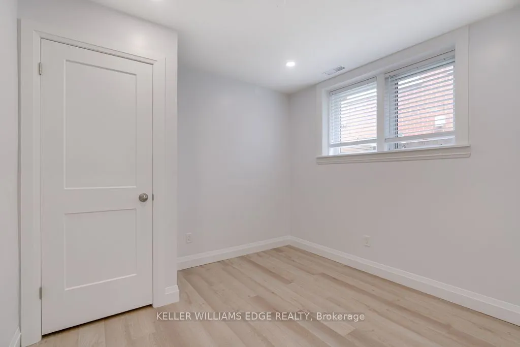 225 Bruce Street, #1