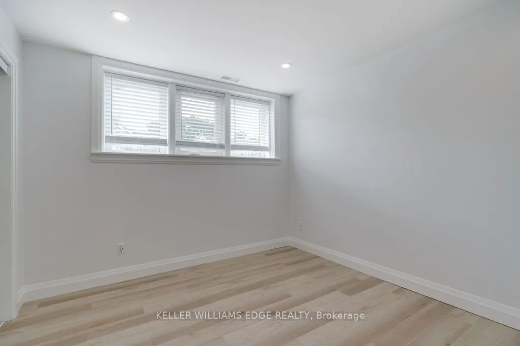 225 Bruce Street, #1