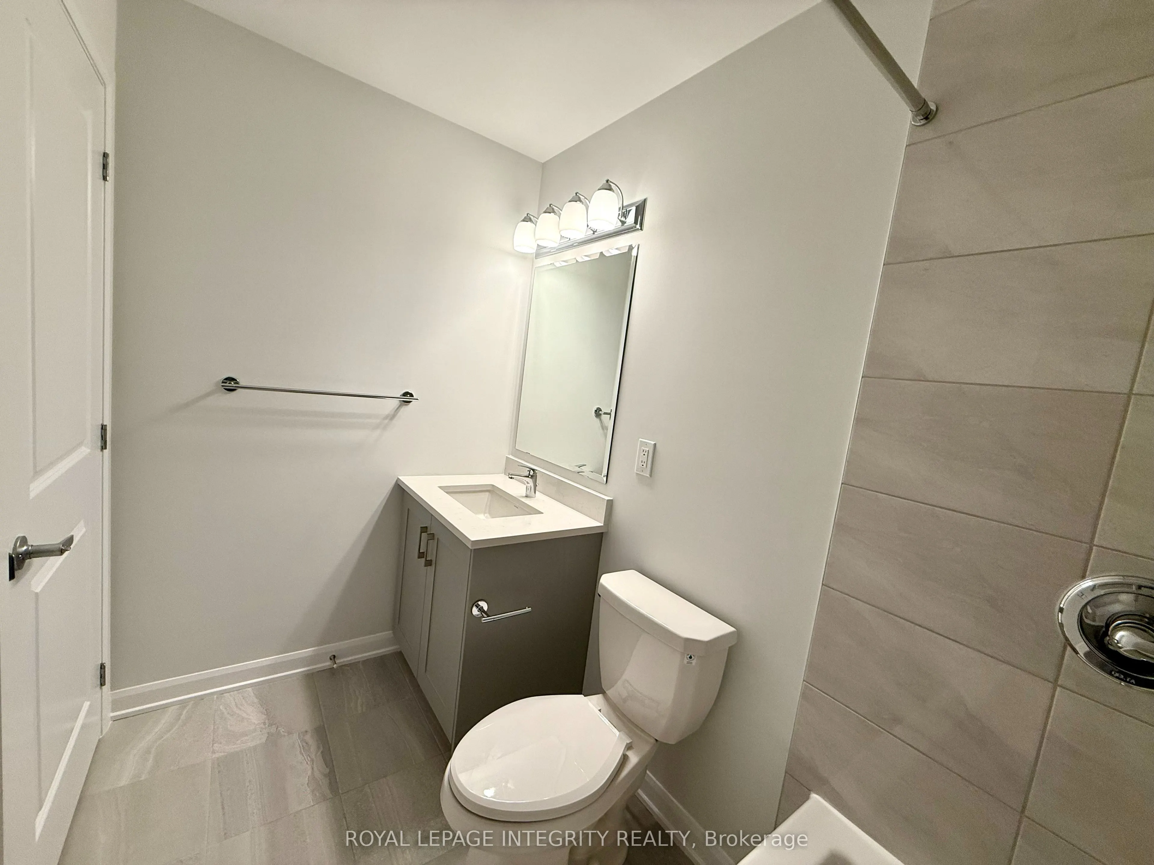 727 Arcadian Private