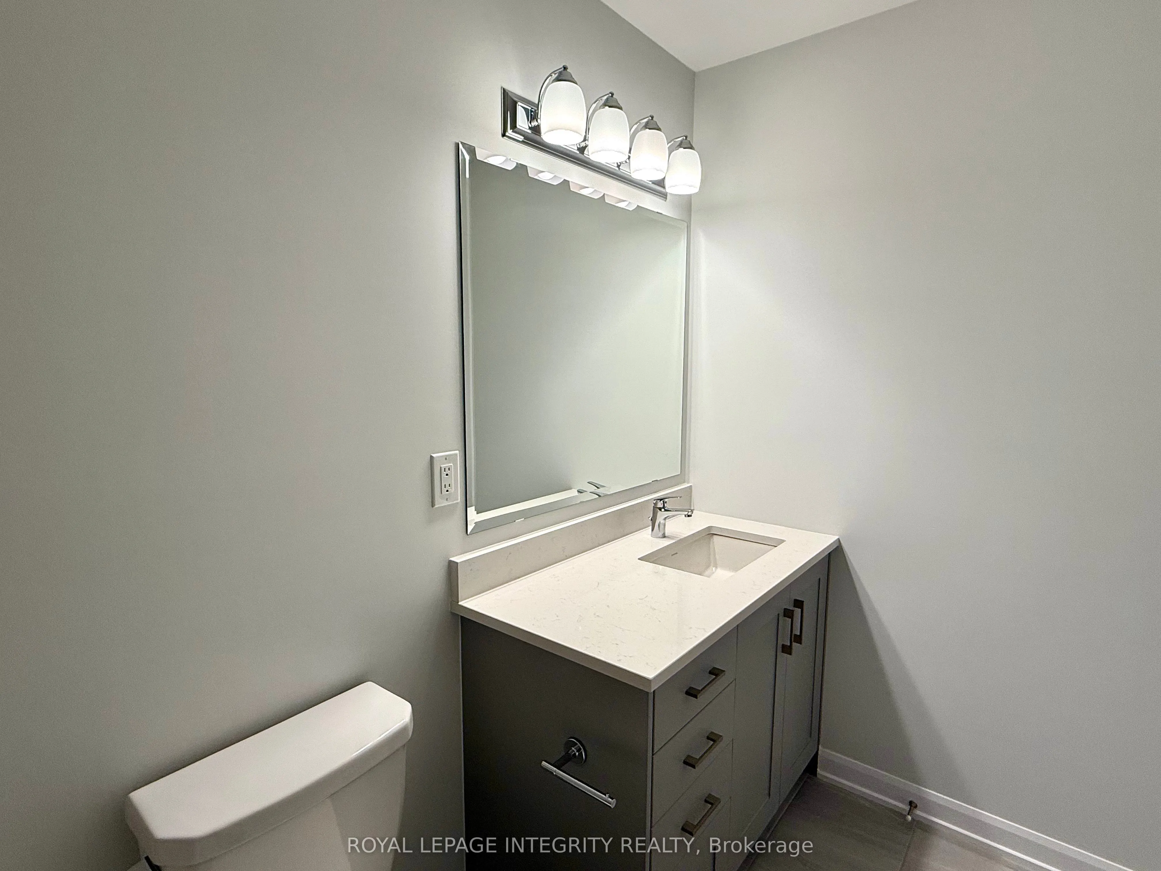 727 Arcadian Private