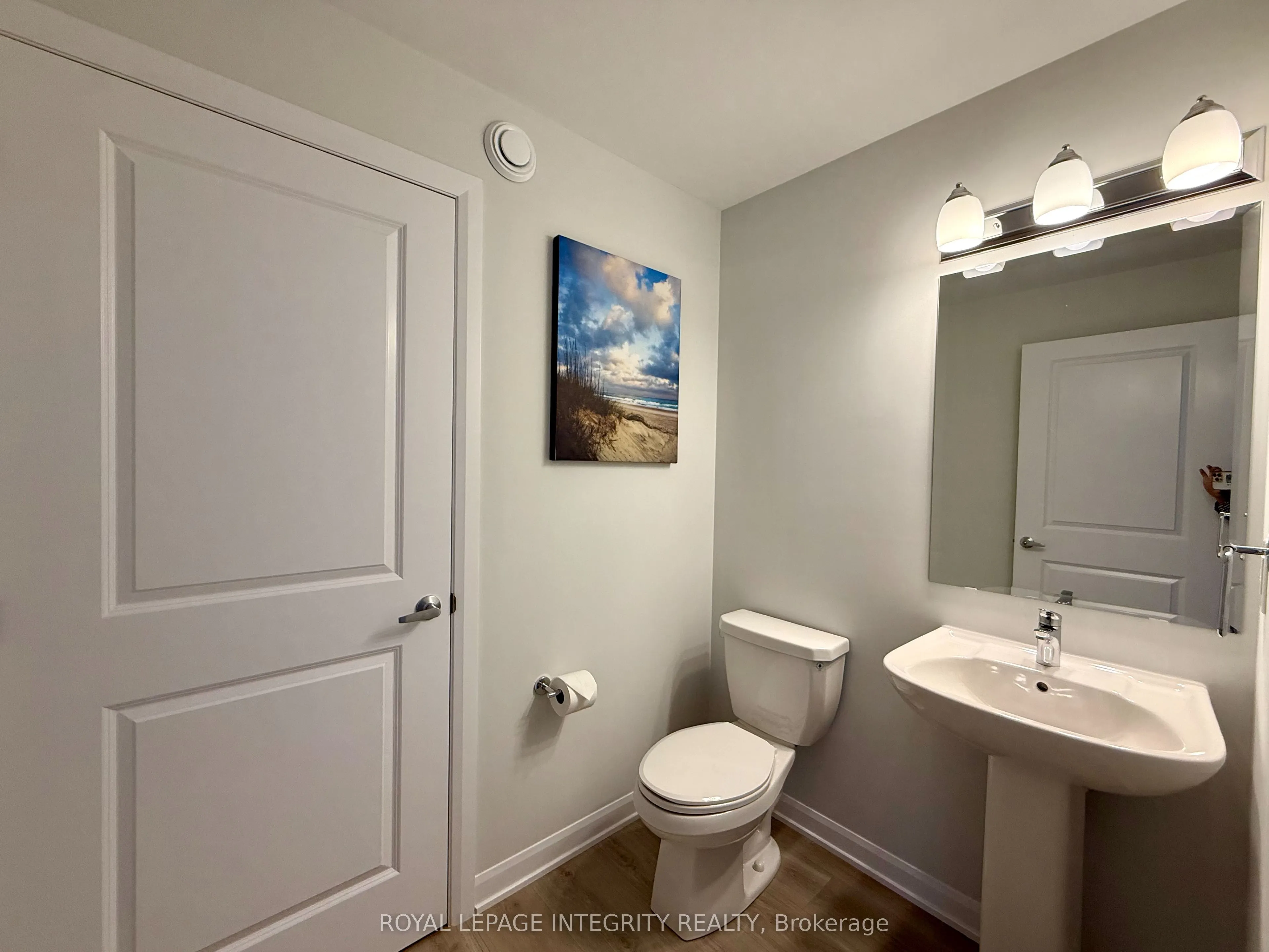 727 Arcadian Private