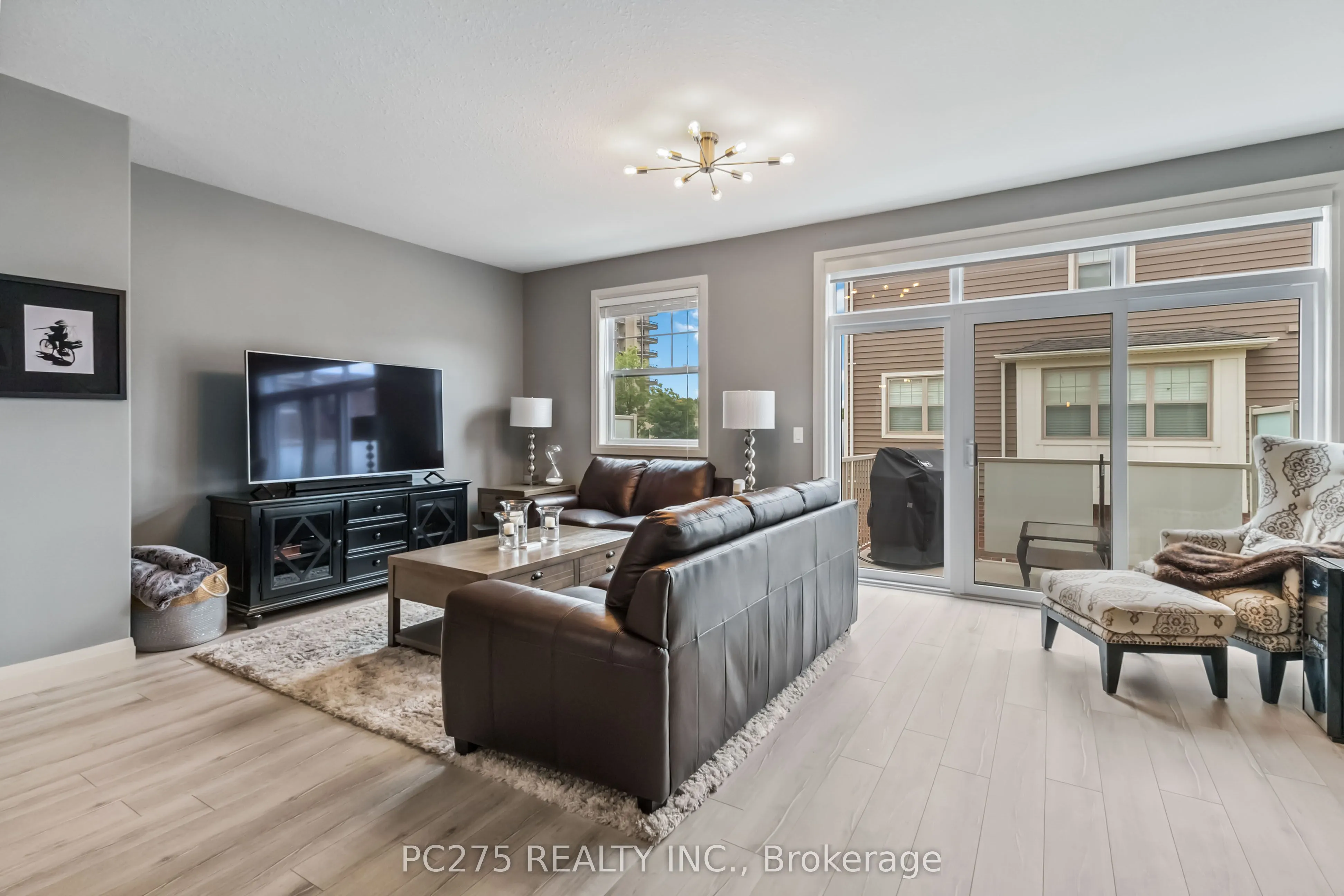 1040 Coronation Drive, #15