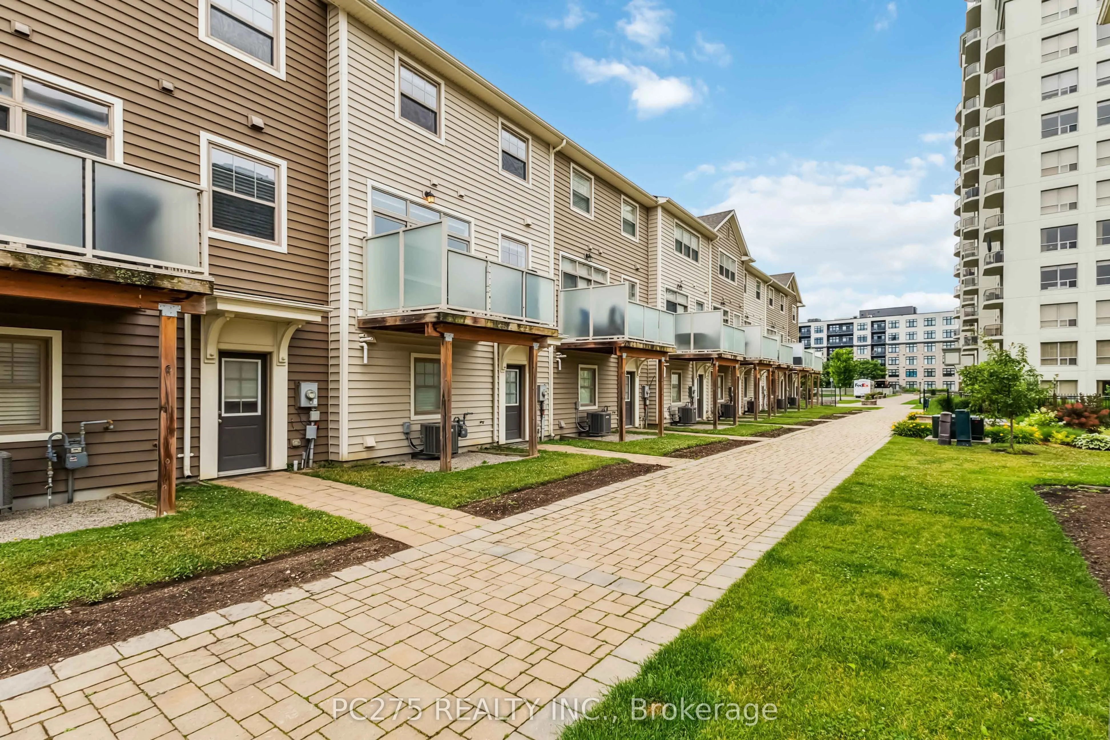 1040 Coronation Drive, #15