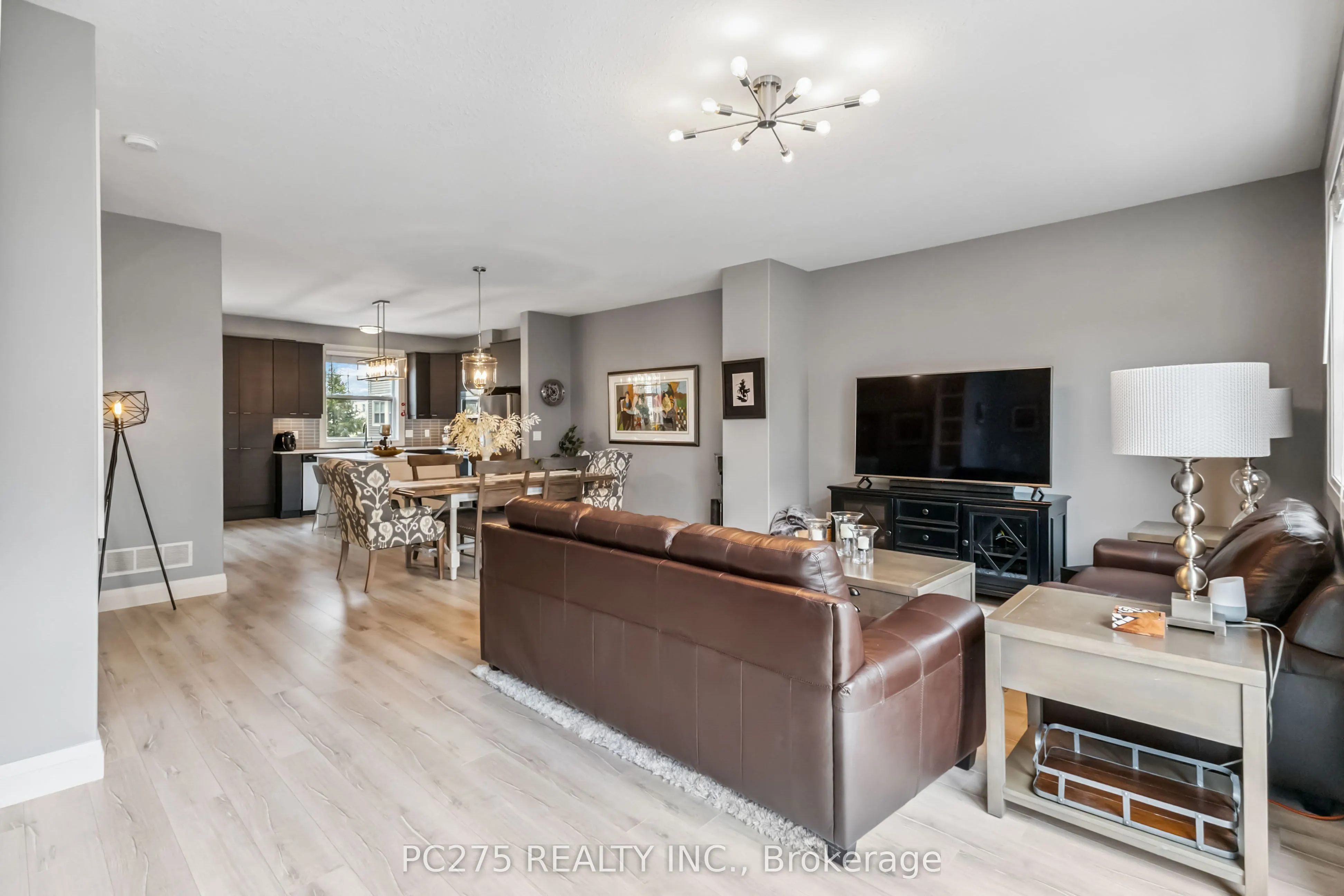 1040 Coronation Drive, #15
