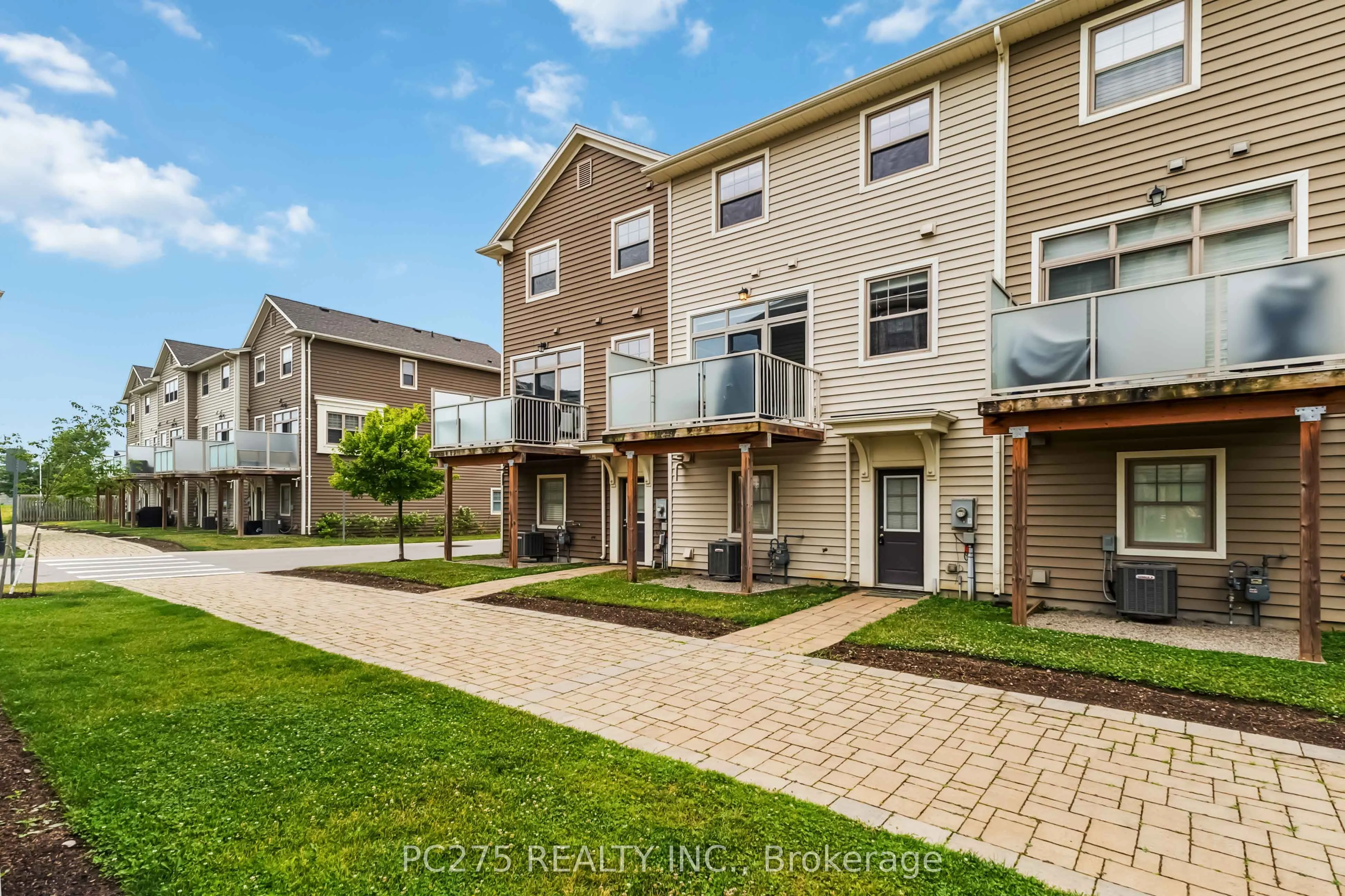 1040 Coronation Drive, #15