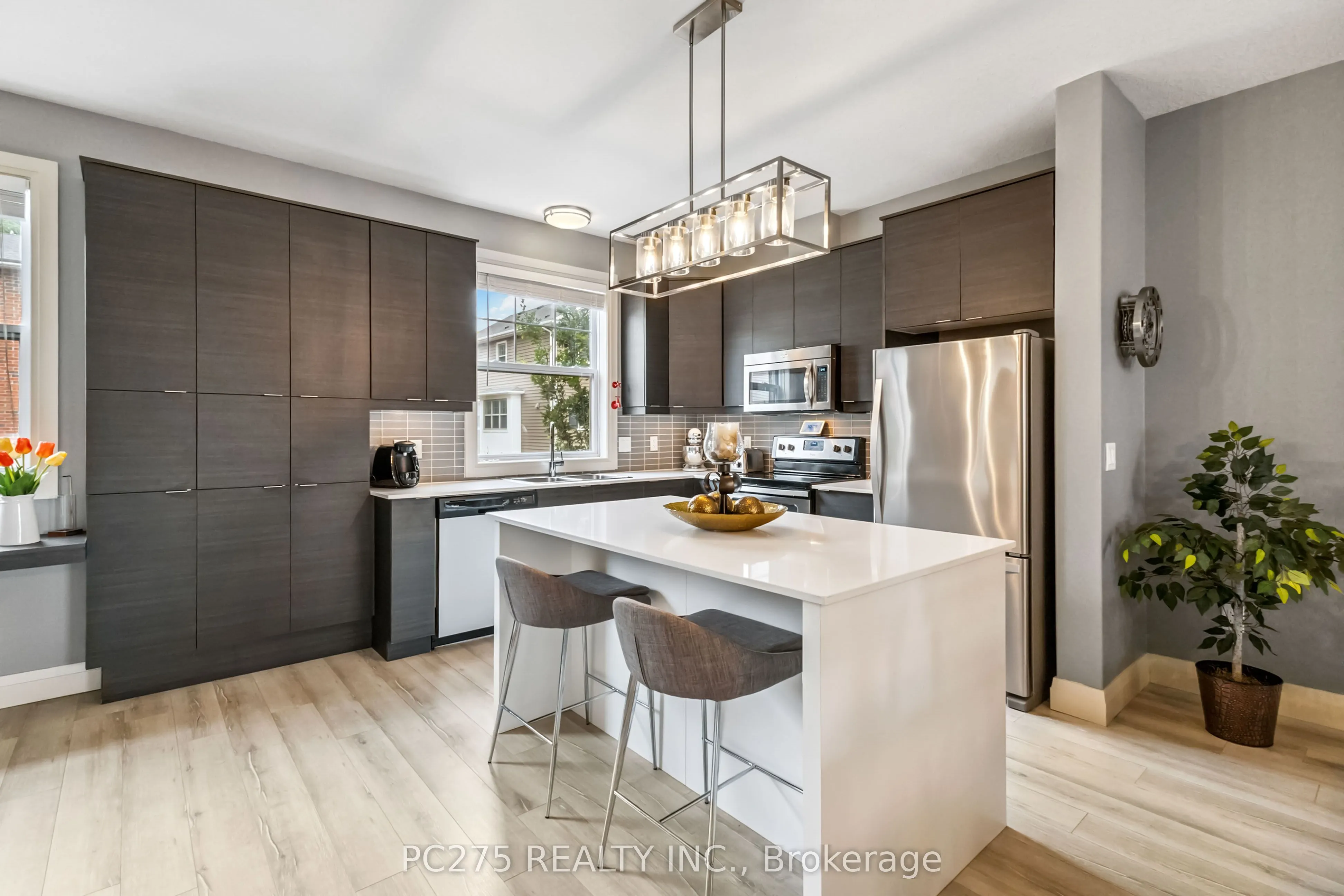 1040 Coronation Drive, #15