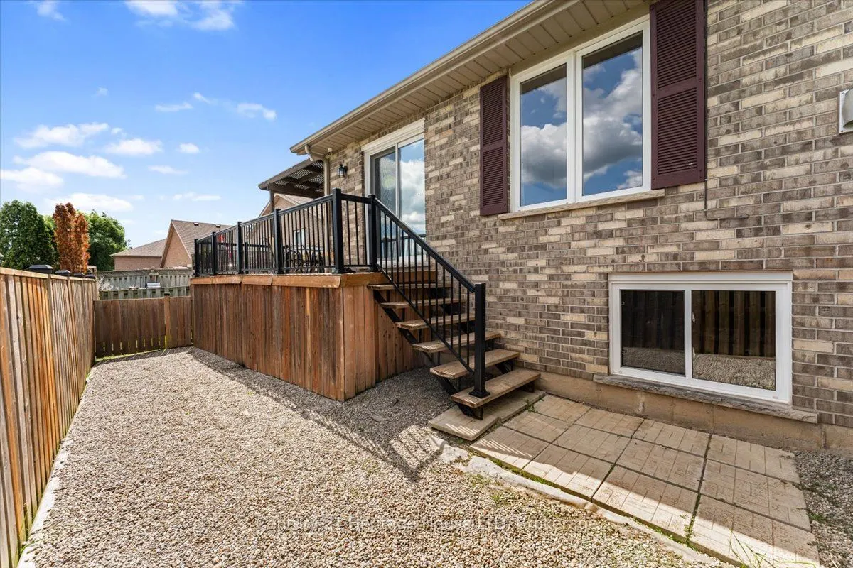 125 Gretel Place