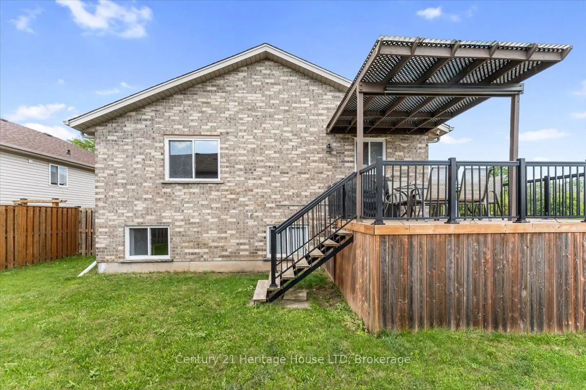 125 Gretel Place