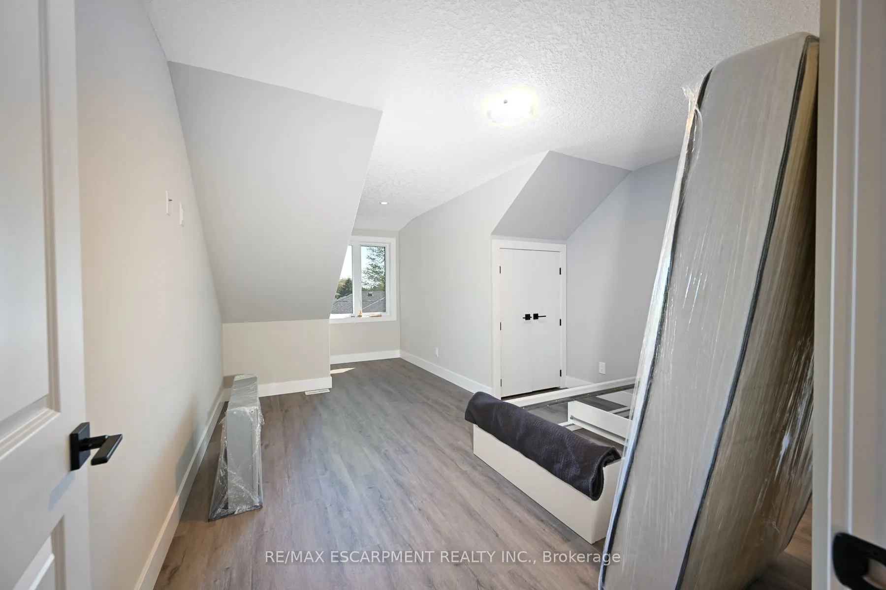 744 Nelson Street, #29