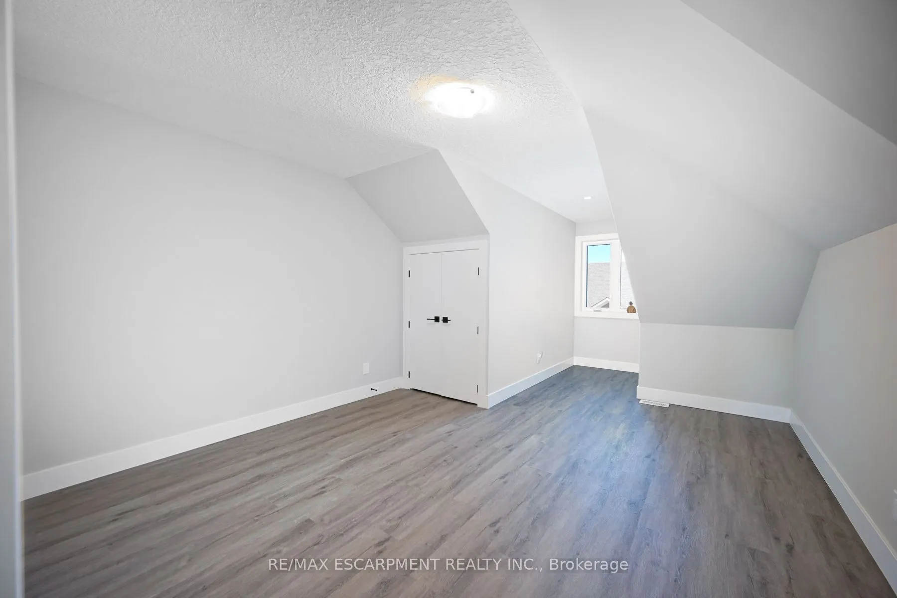 744 Nelson Street, #29
