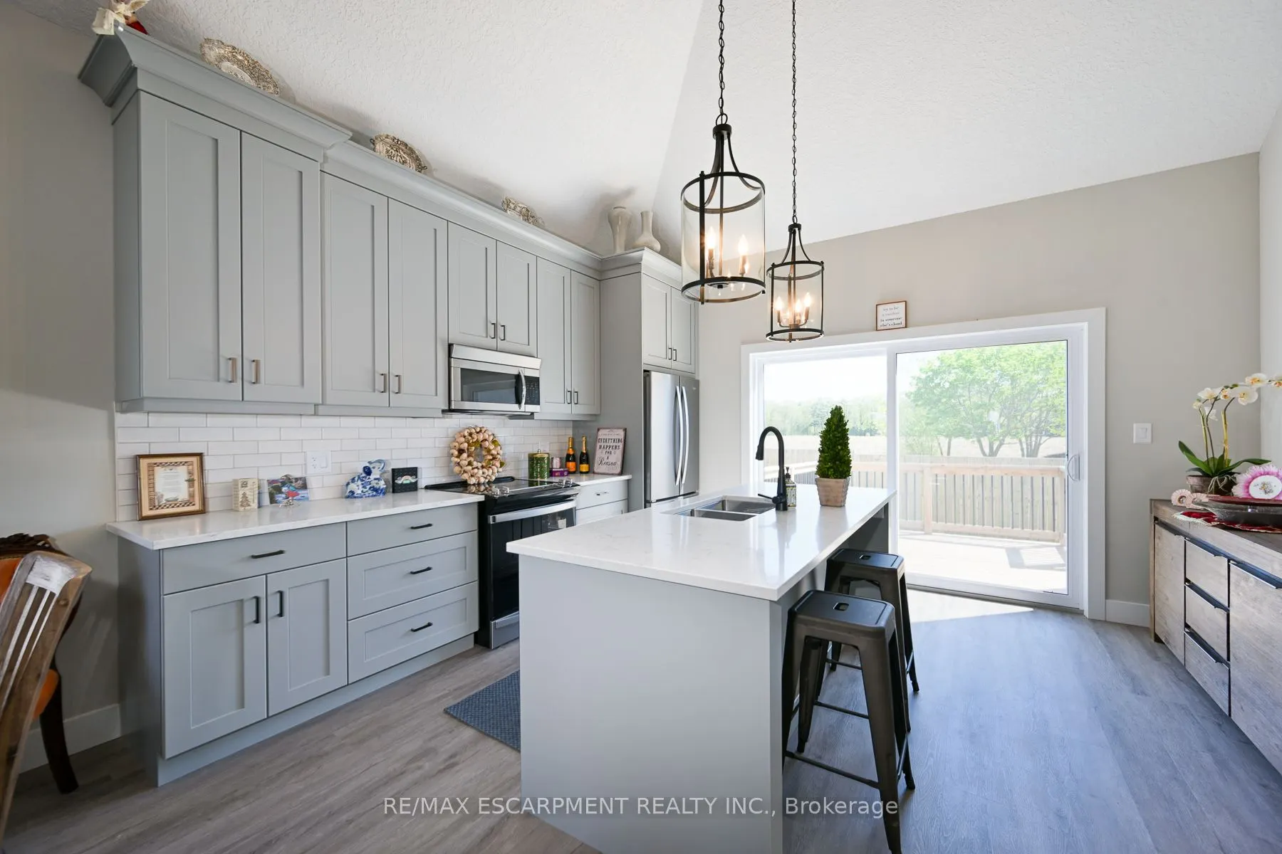 744 Nelson Street, #29