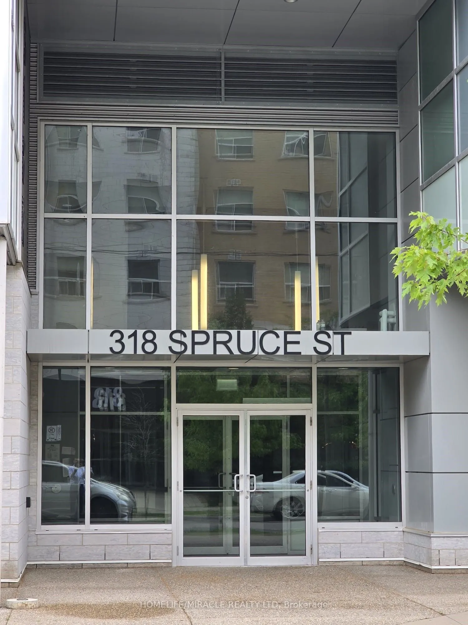 318 Spruce Street, #219