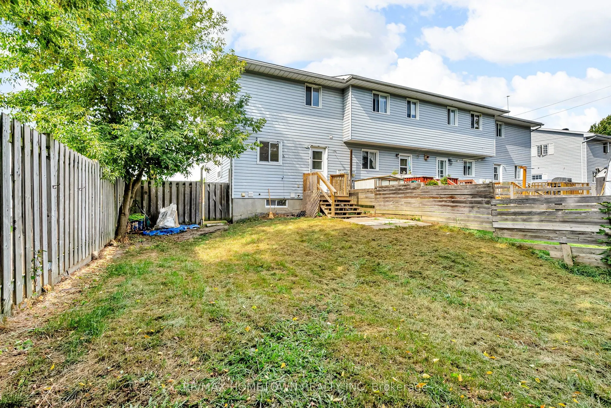35 Hustler Crescent