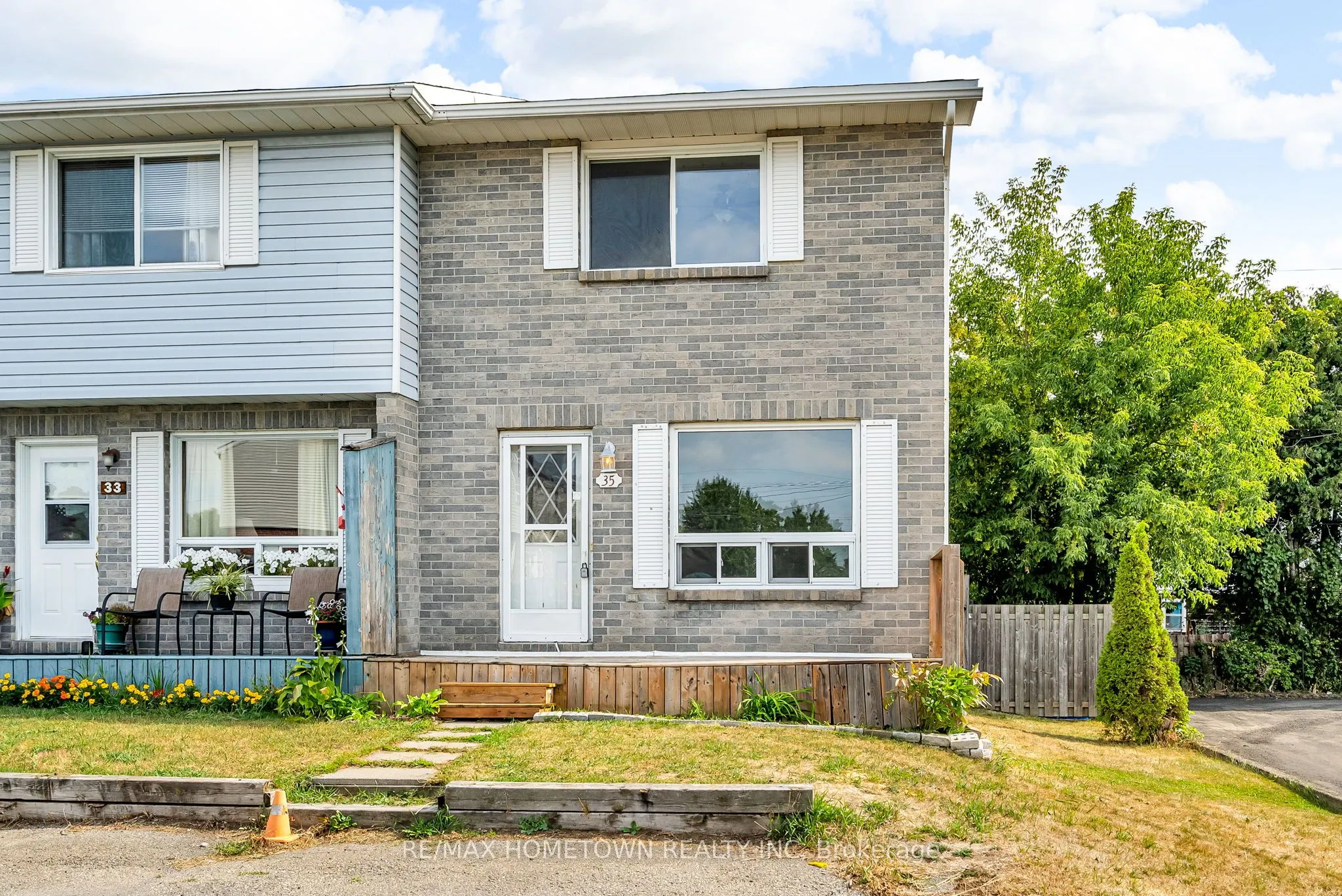 35 Hustler Crescent