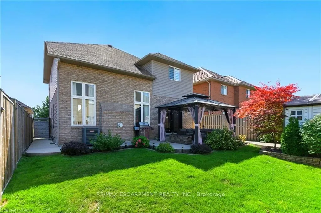 11 Silverspring Crescent