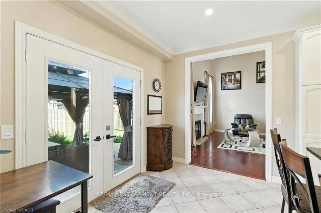 11 Silverspring Crescent
