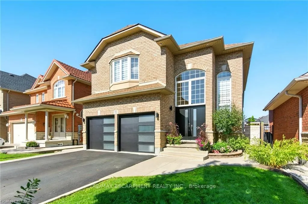 11 Silverspring Crescent