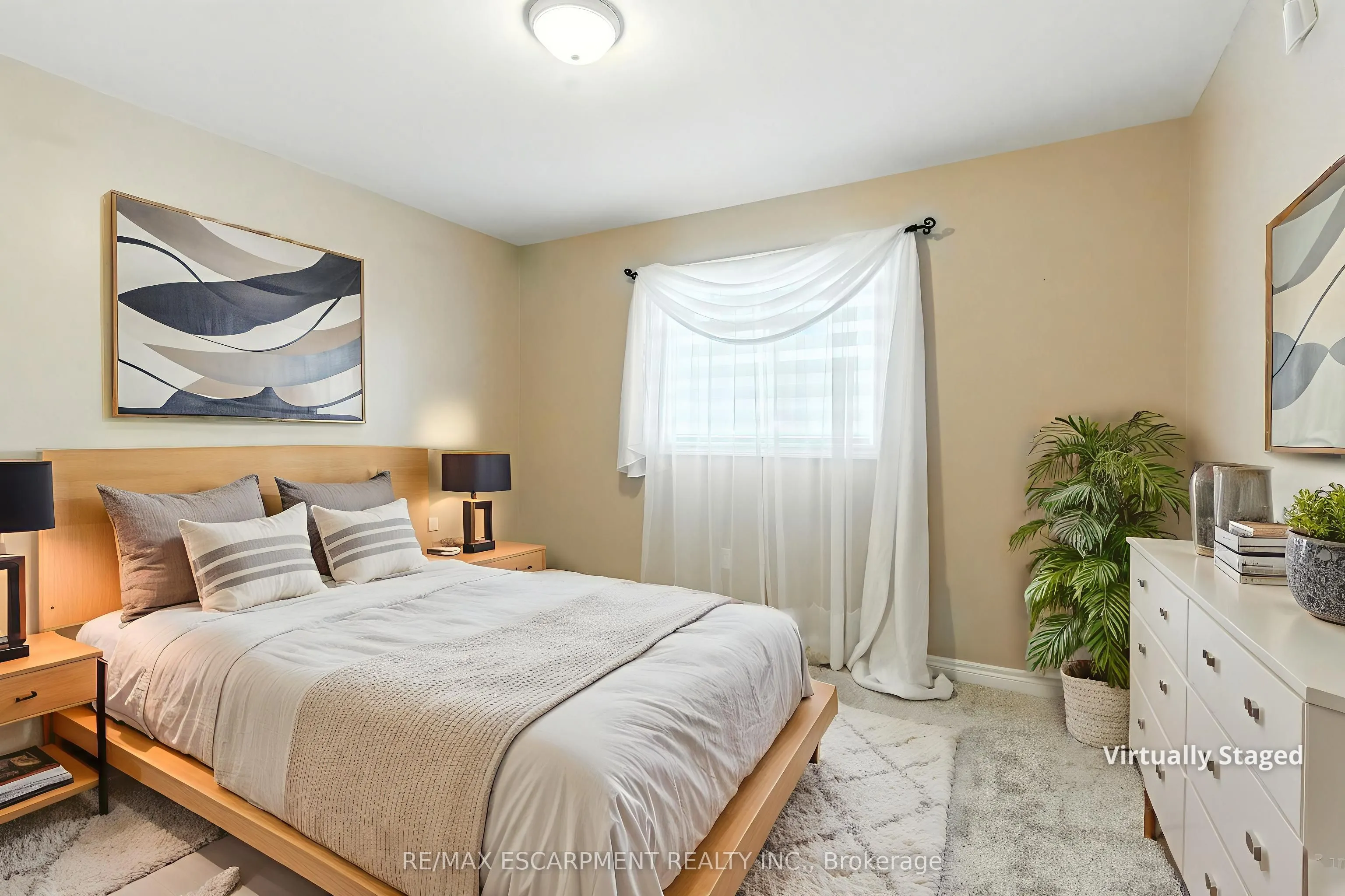 11 Silverspring Crescent