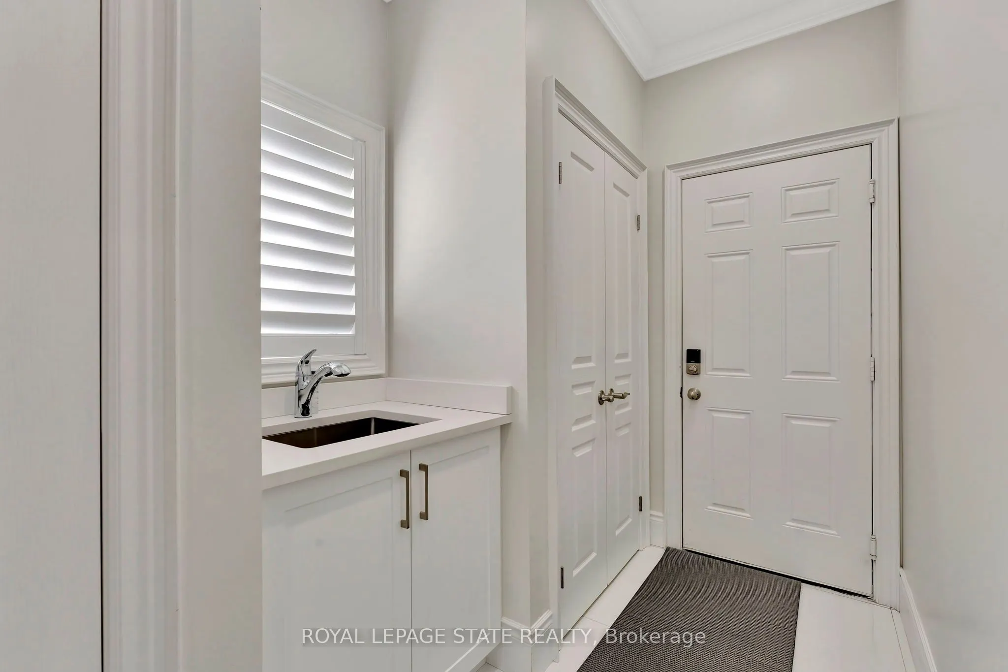 7 Bernini Court