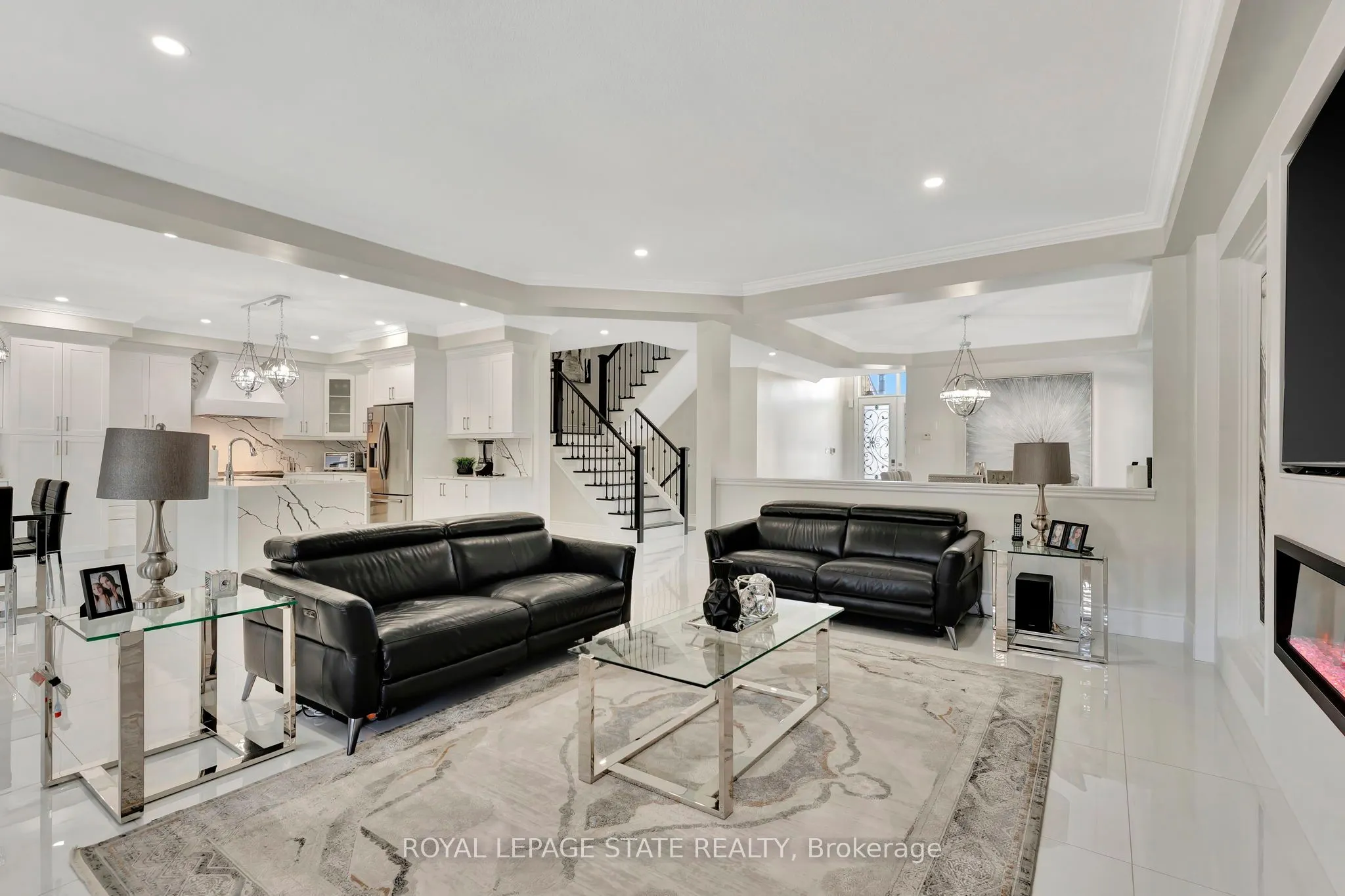 7 Bernini Court
