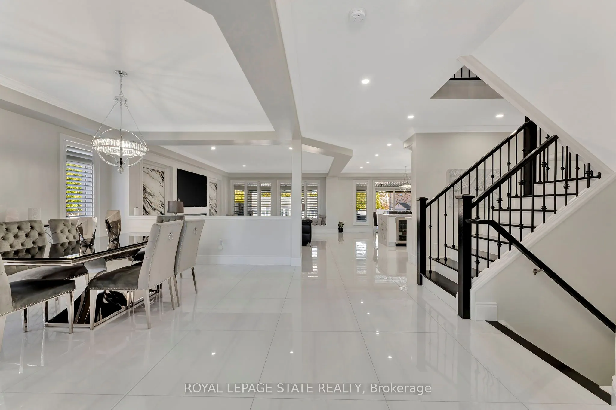 7 Bernini Court