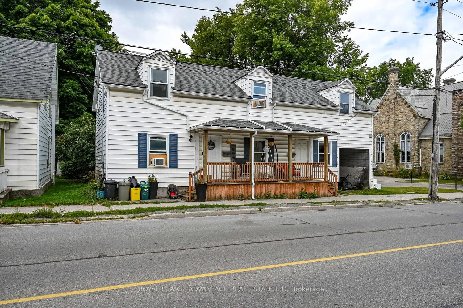 150-152 GORE Street E