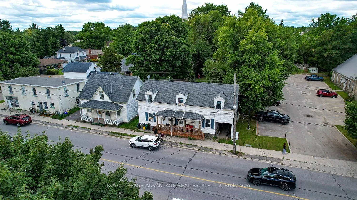 150-152 GORE Street E