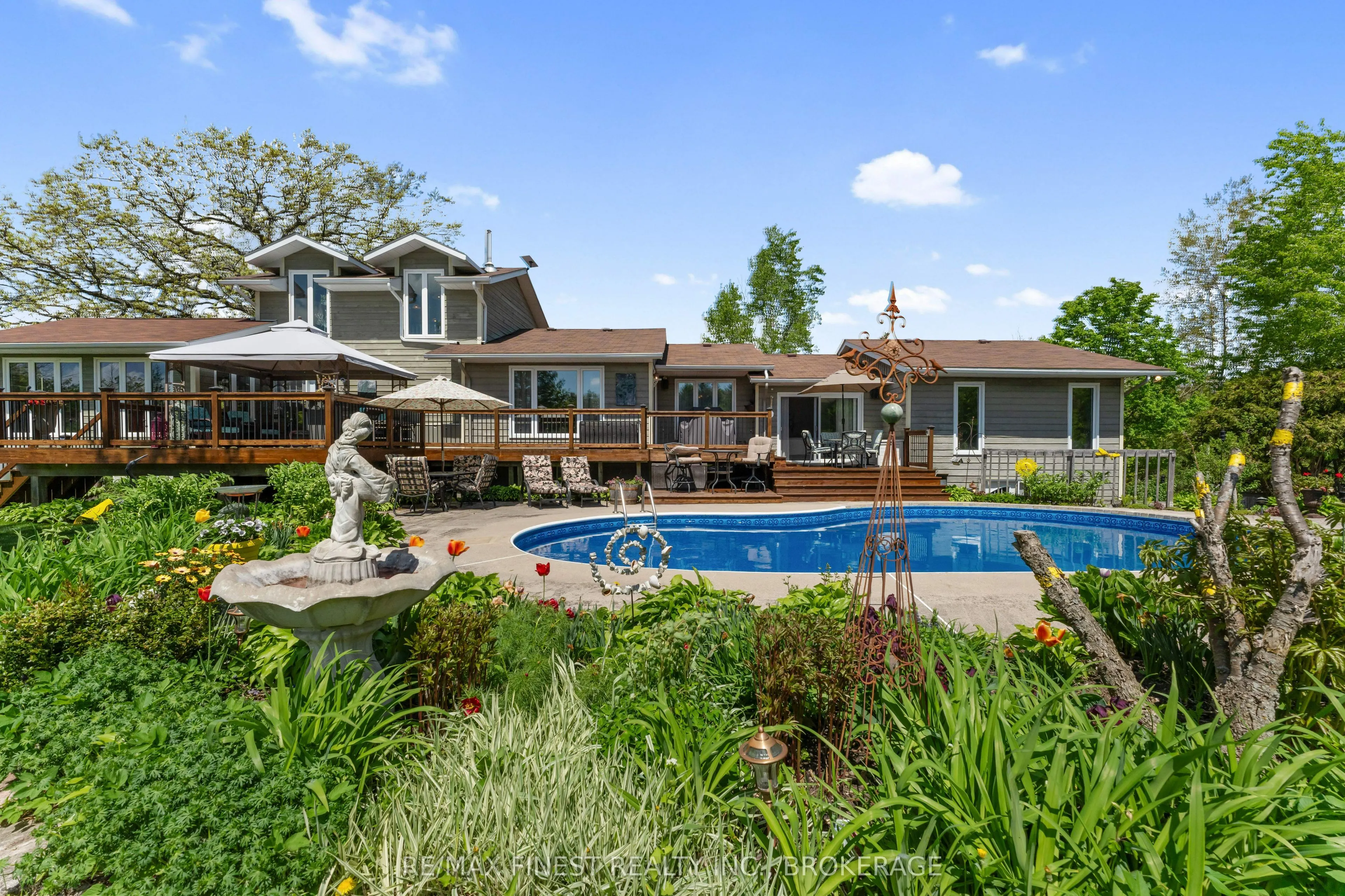 466 Colebrook Road