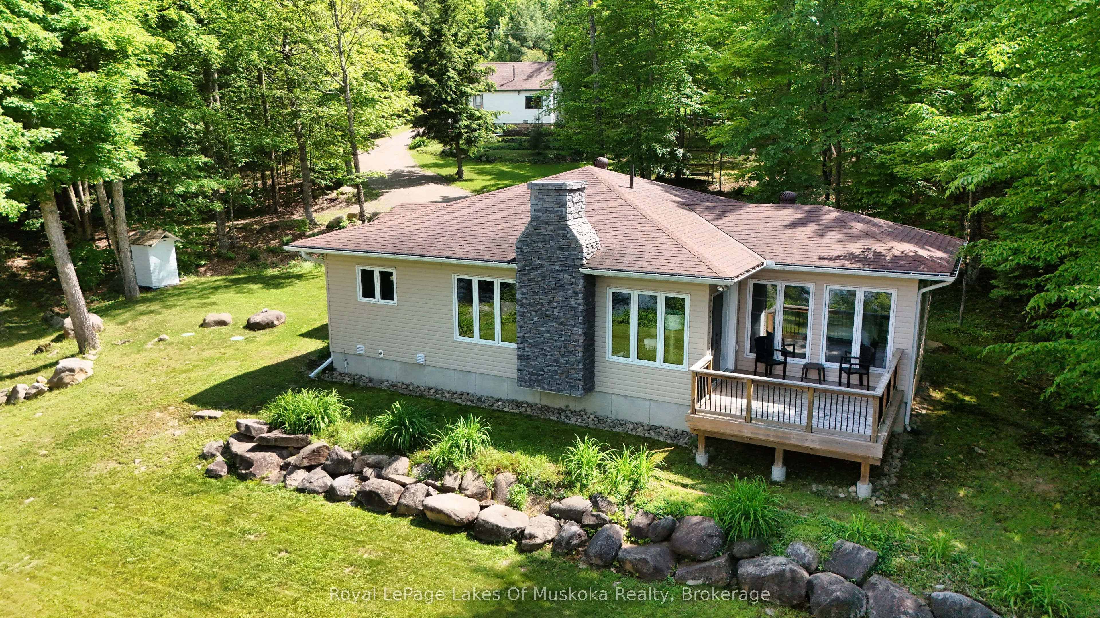 4441 Muskoka Rd 117 Road