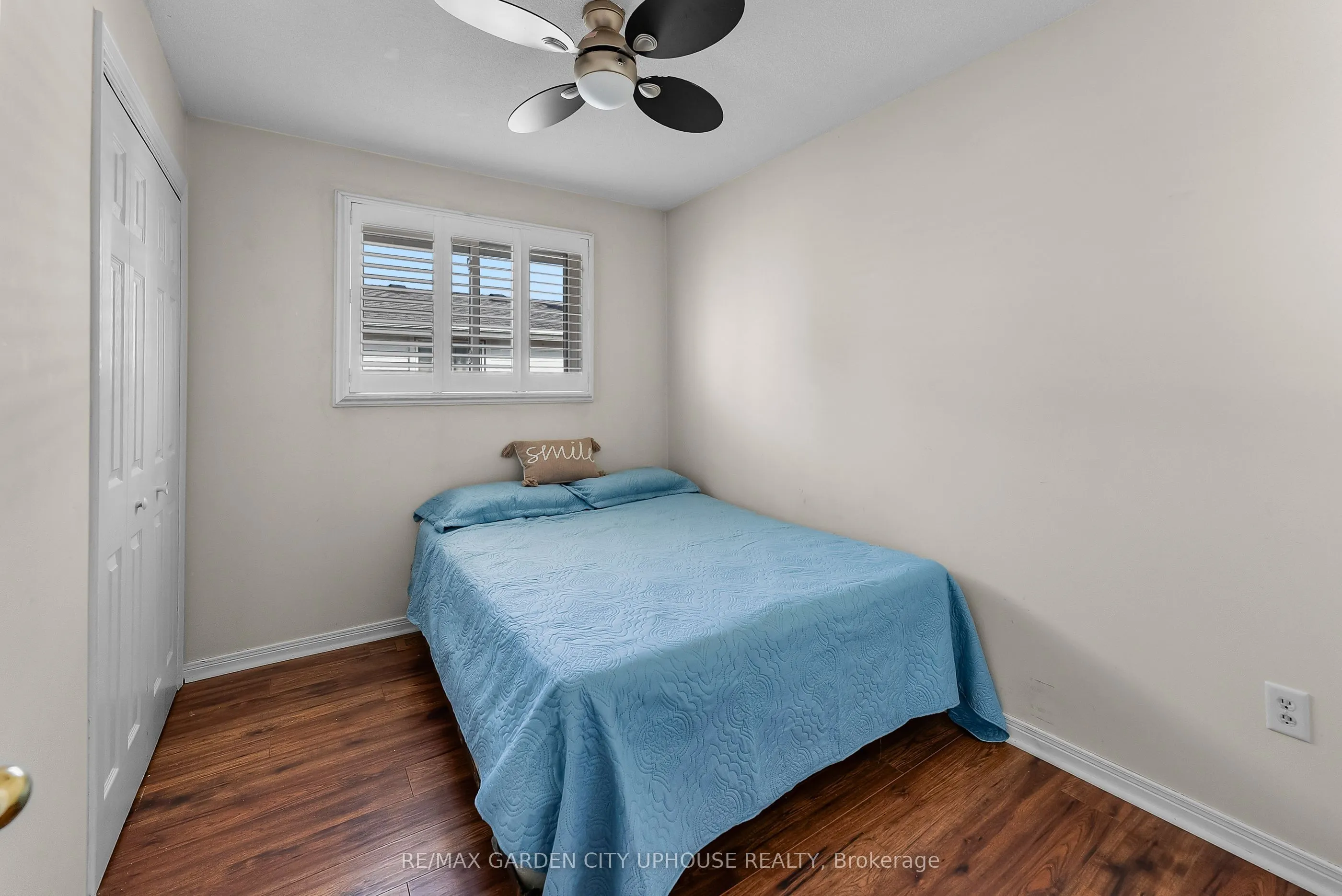 7722 Ronnie Crescent