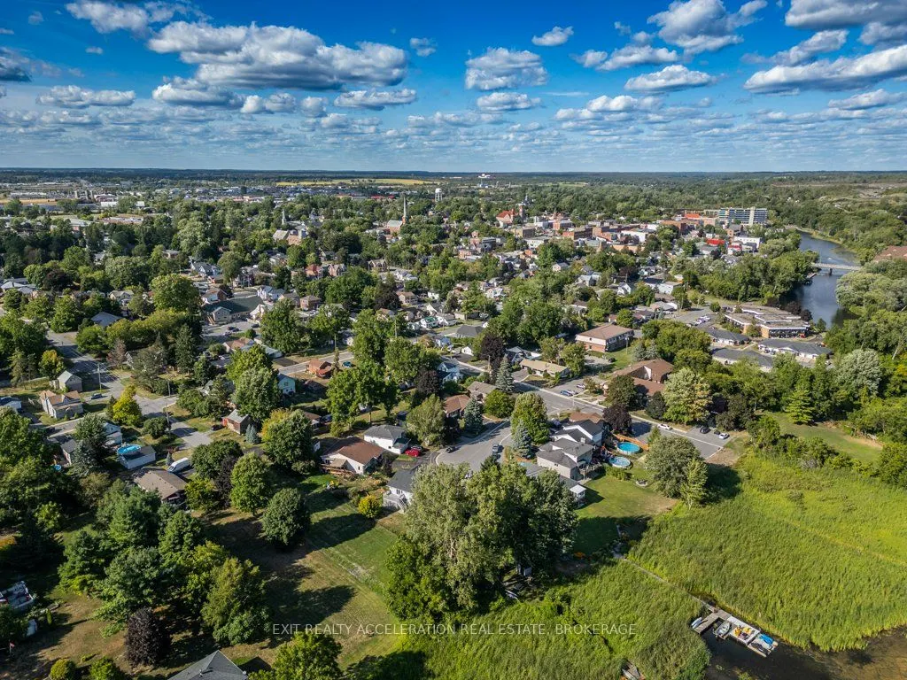 150 Shoreline Crescent