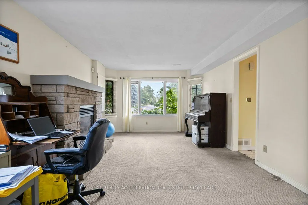 150 Shoreline Crescent